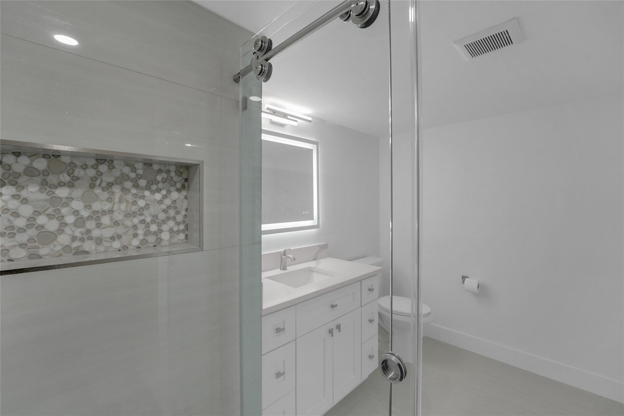PLAYA DEL MAR CONDO - Residential Lease