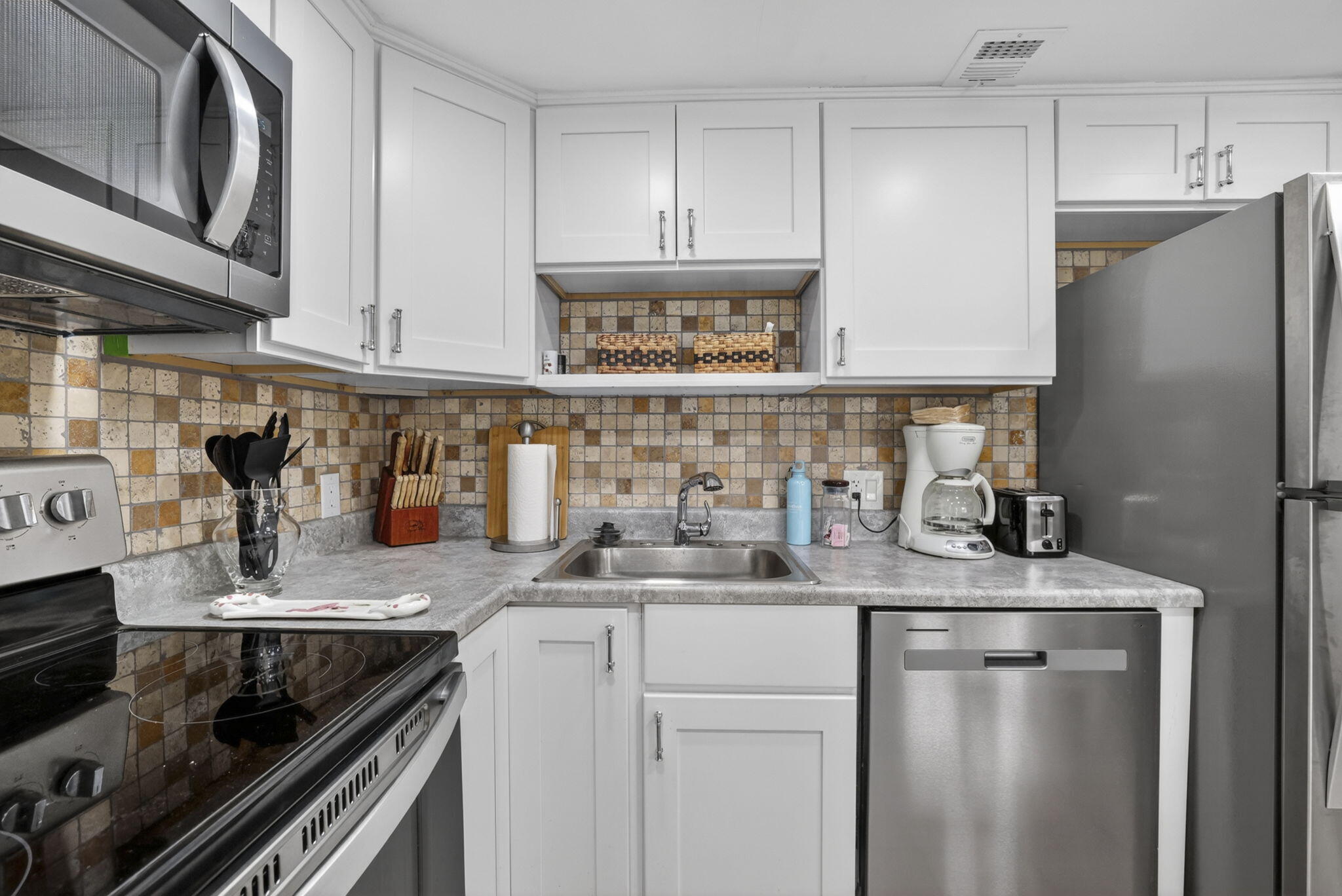 NO 10 PALM-AIRE COUNTRY CLUB - Residential
