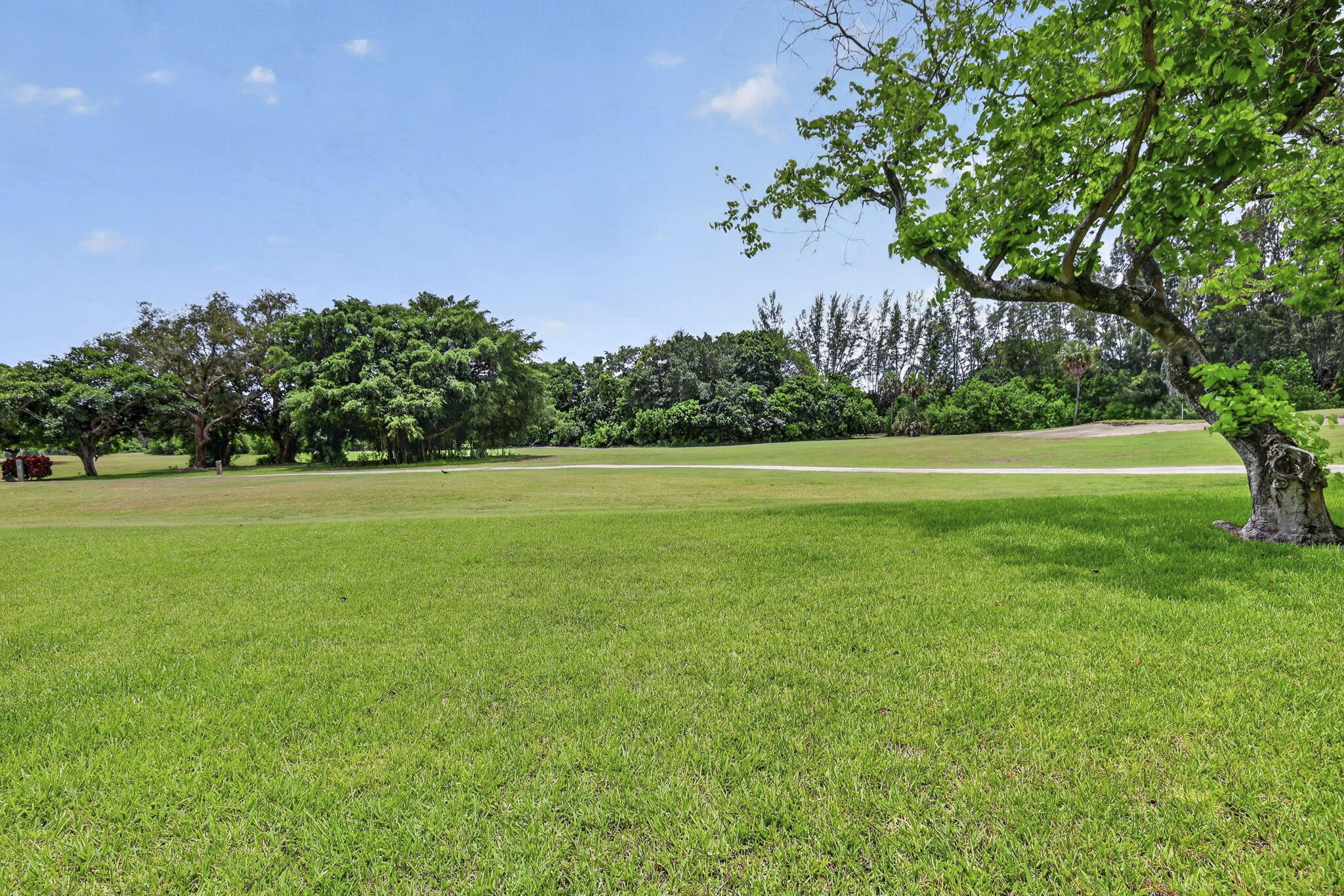 NO 10 PALM-AIRE COUNTRY CLUB - Residential
