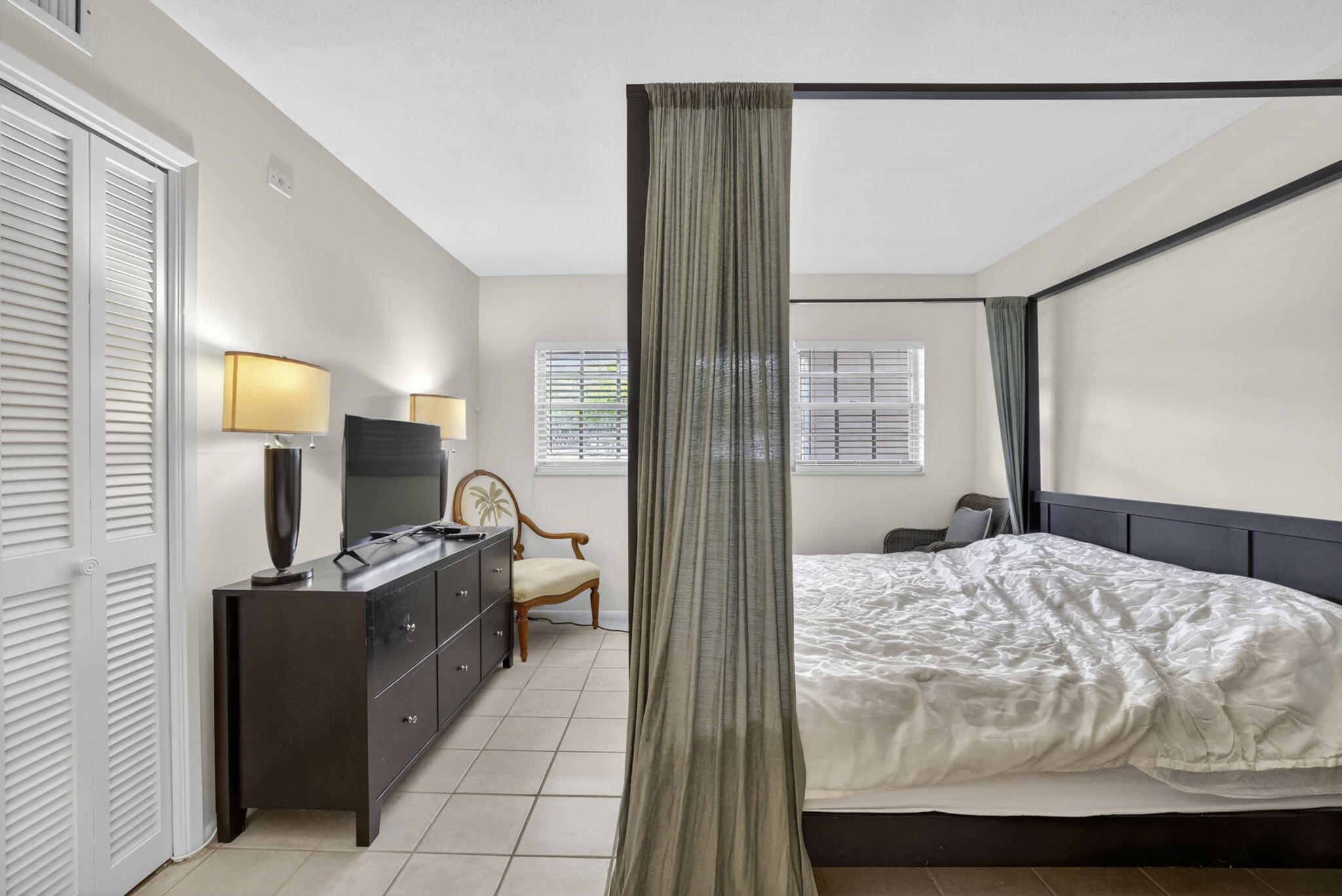NO 10 PALM-AIRE COUNTRY CLUB - Residential