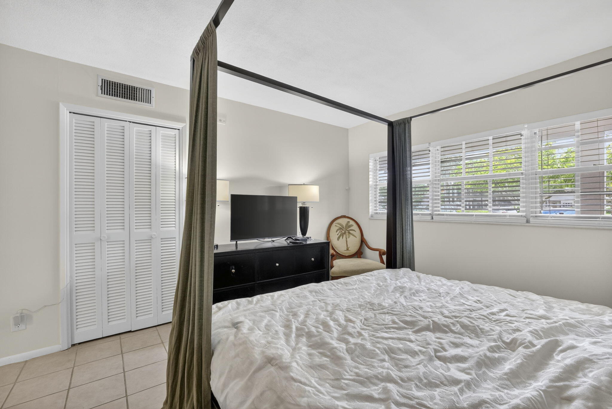 NO 10 PALM-AIRE COUNTRY CLUB - Residential