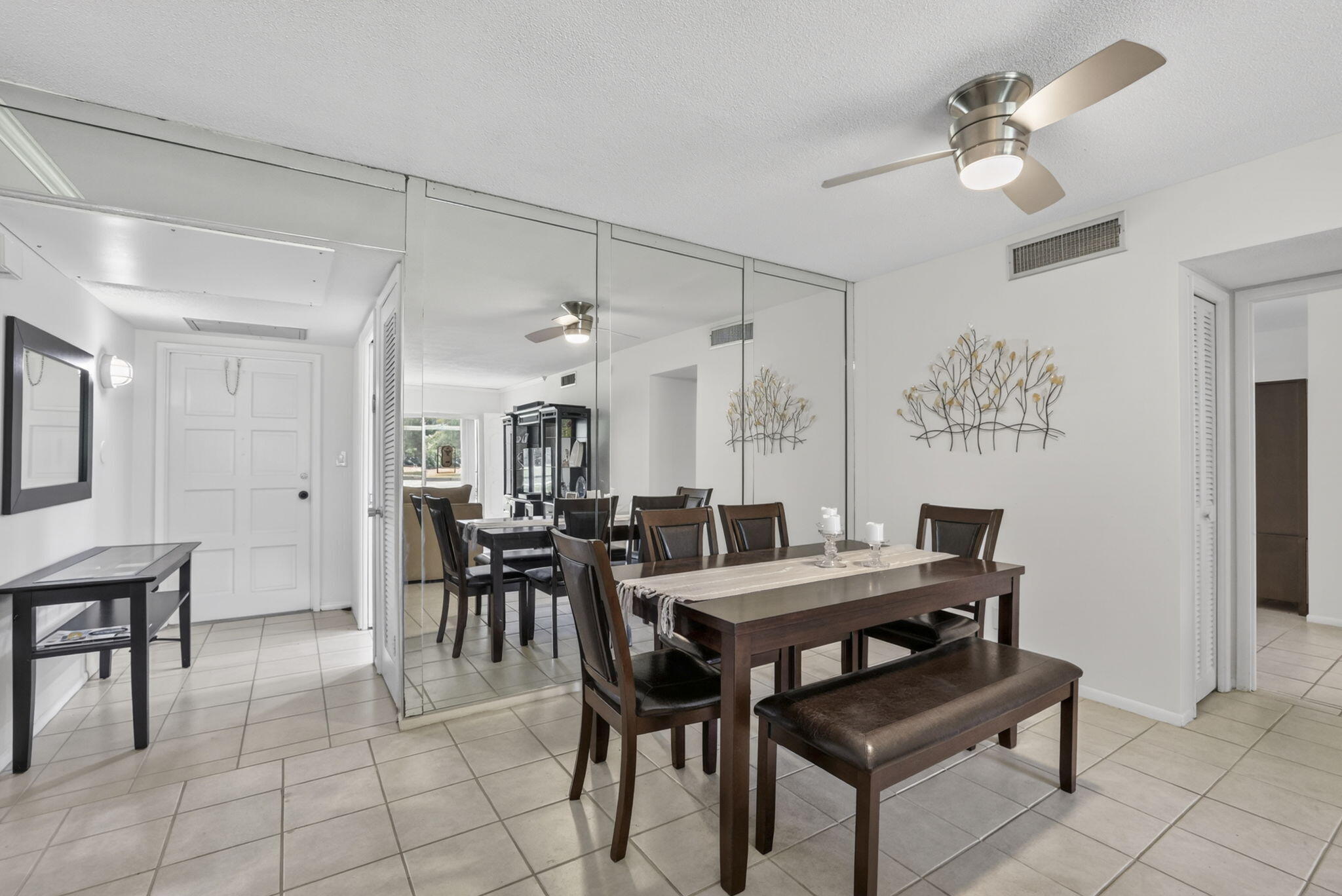 NO 10 PALM-AIRE COUNTRY CLUB - Residential