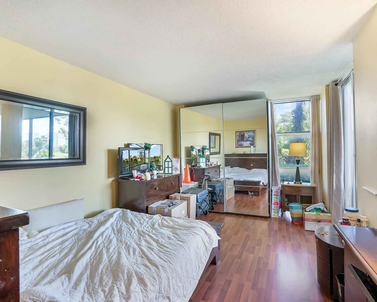 Coronado Condominiums III - Residential