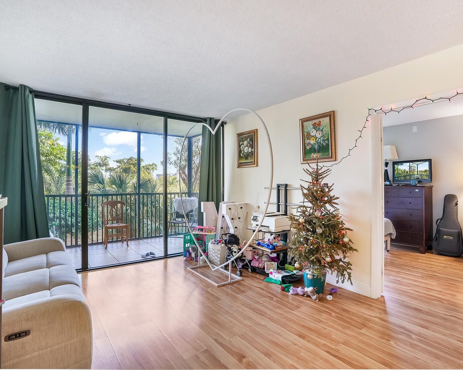 Coronado Condominiums III - Residential