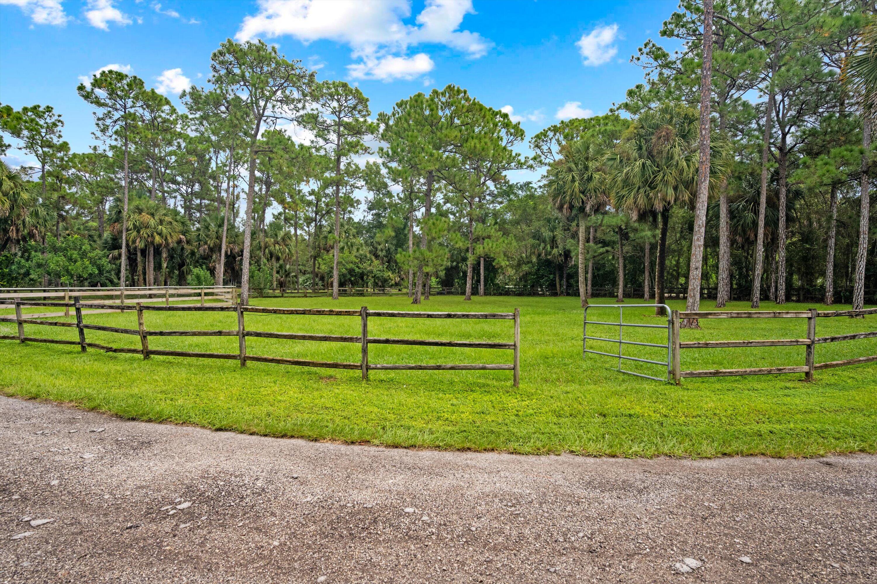 DEER RUN - Residential