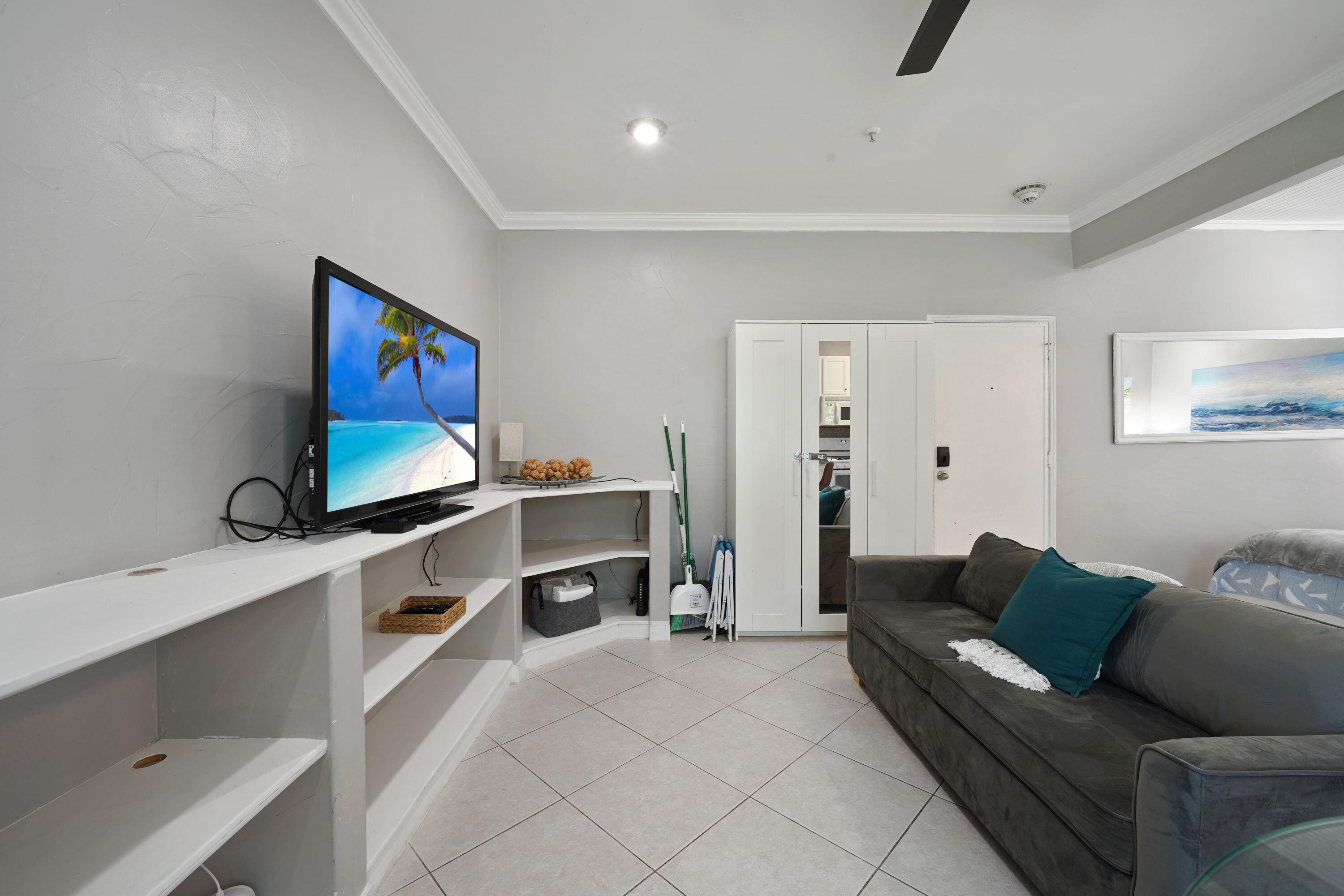 OCEAN VILLAS CONDO - Residential Lease