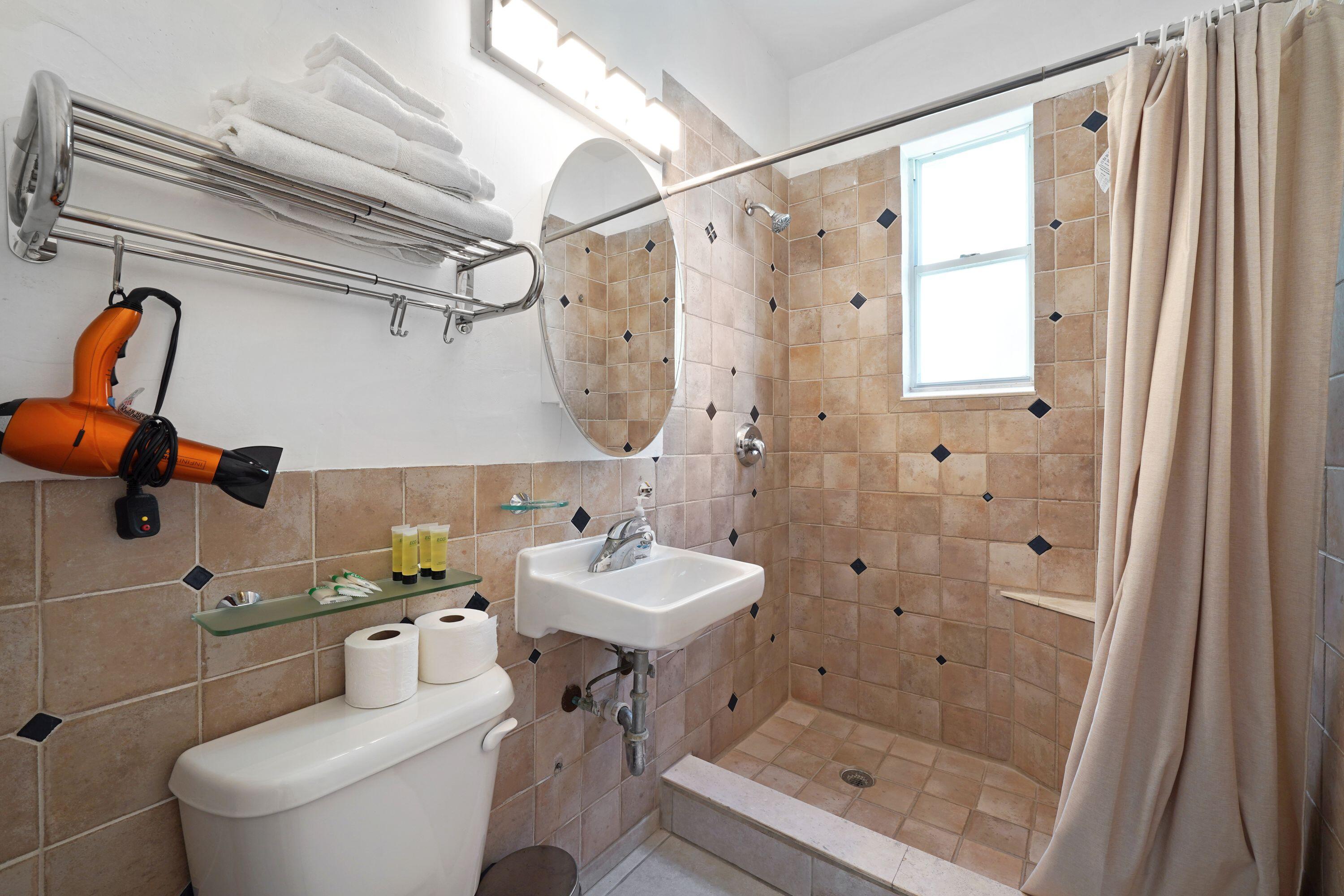 OCEAN VILLAS CONDO - Residential Lease