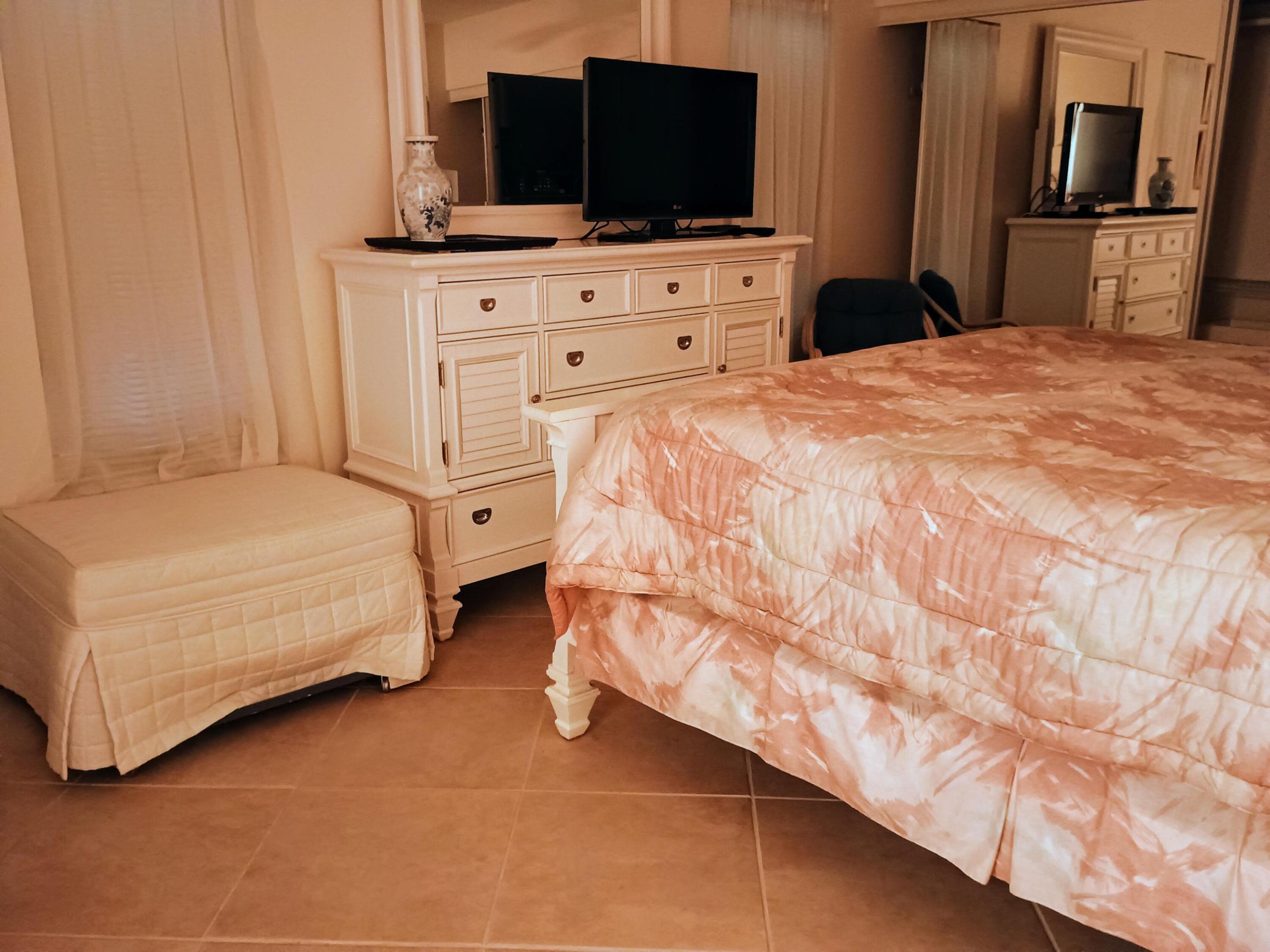 HIGH POINT OF DELRAY WEST CONDO SEC 1&2 - Residential Lease