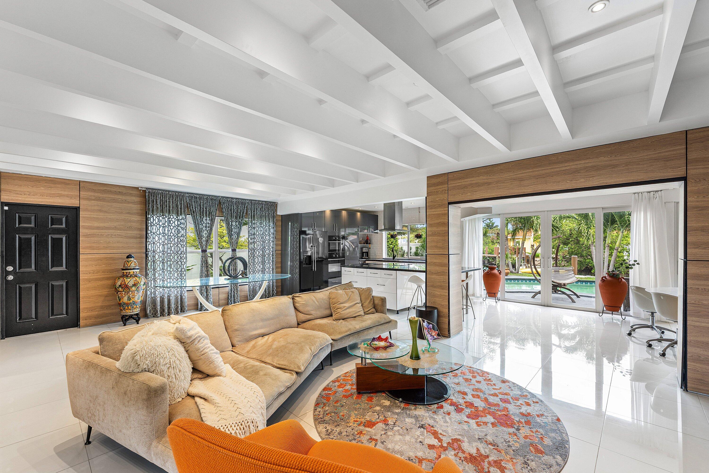 CARIBBEAN KEYS - Residential
