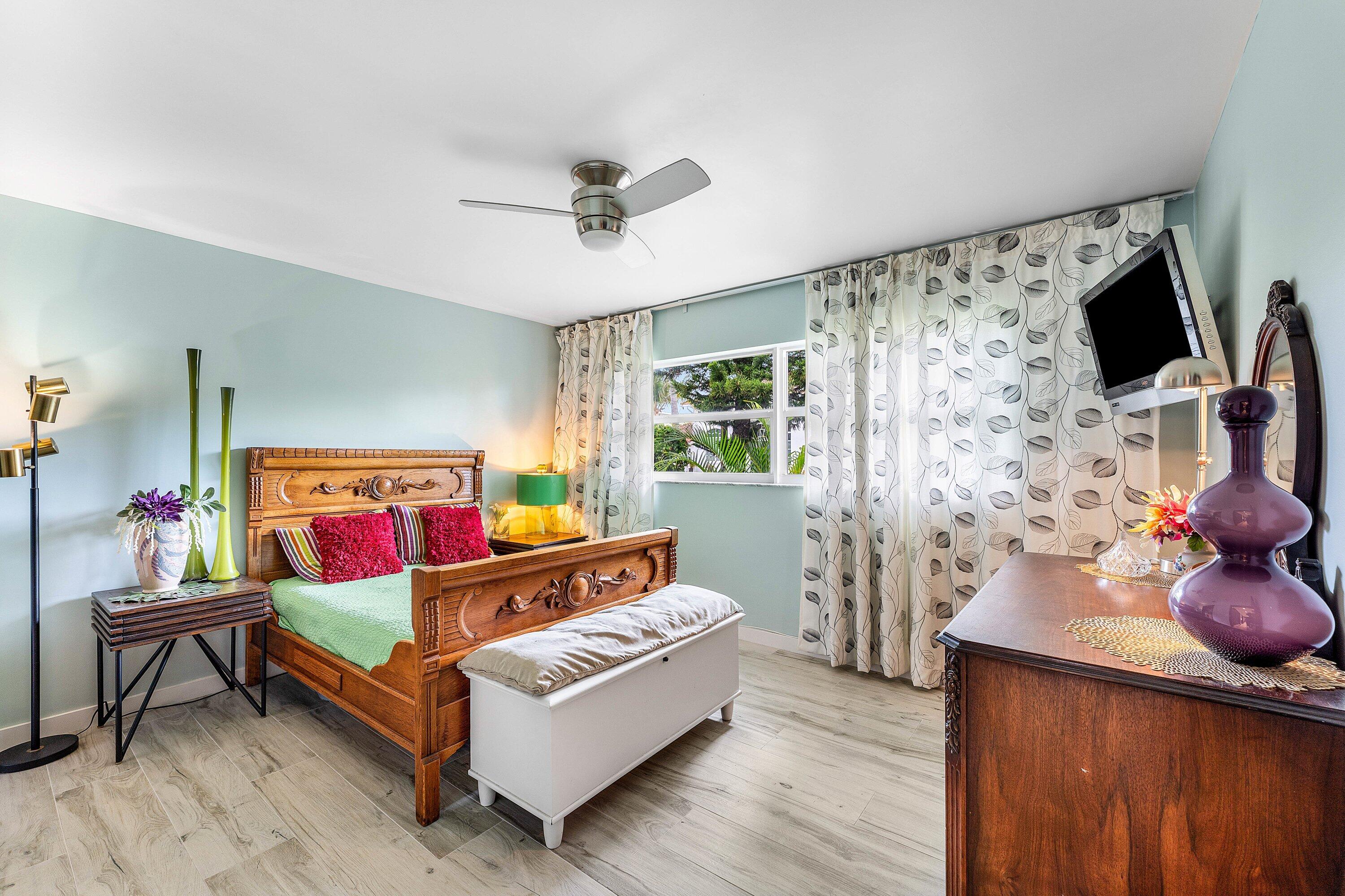 CARIBBEAN KEYS - Residential