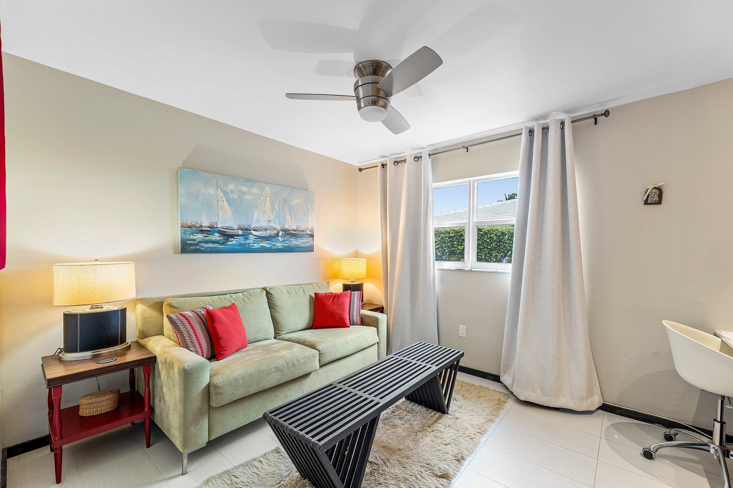 CARIBBEAN KEYS - Residential