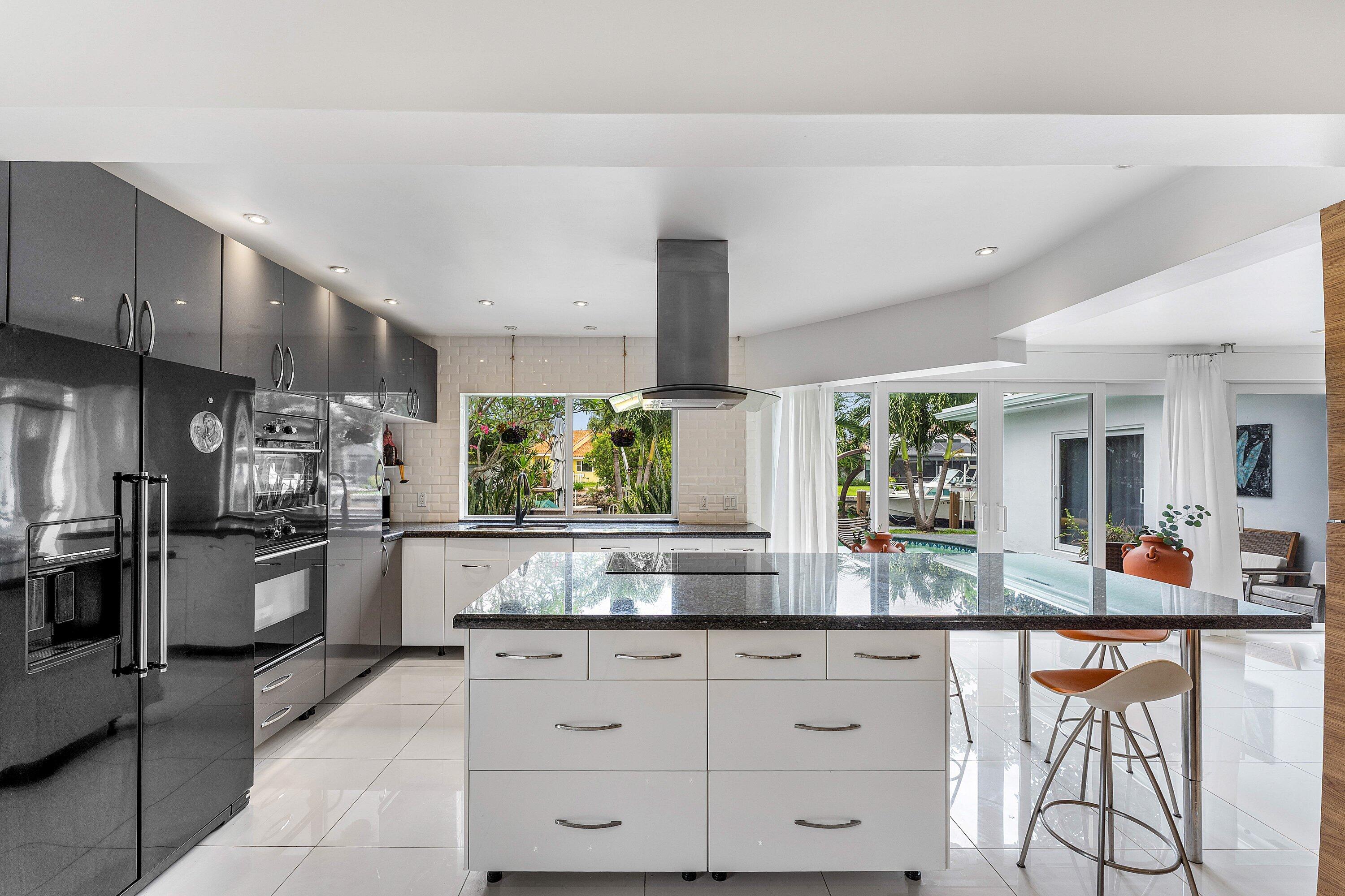 CARIBBEAN KEYS - Residential
