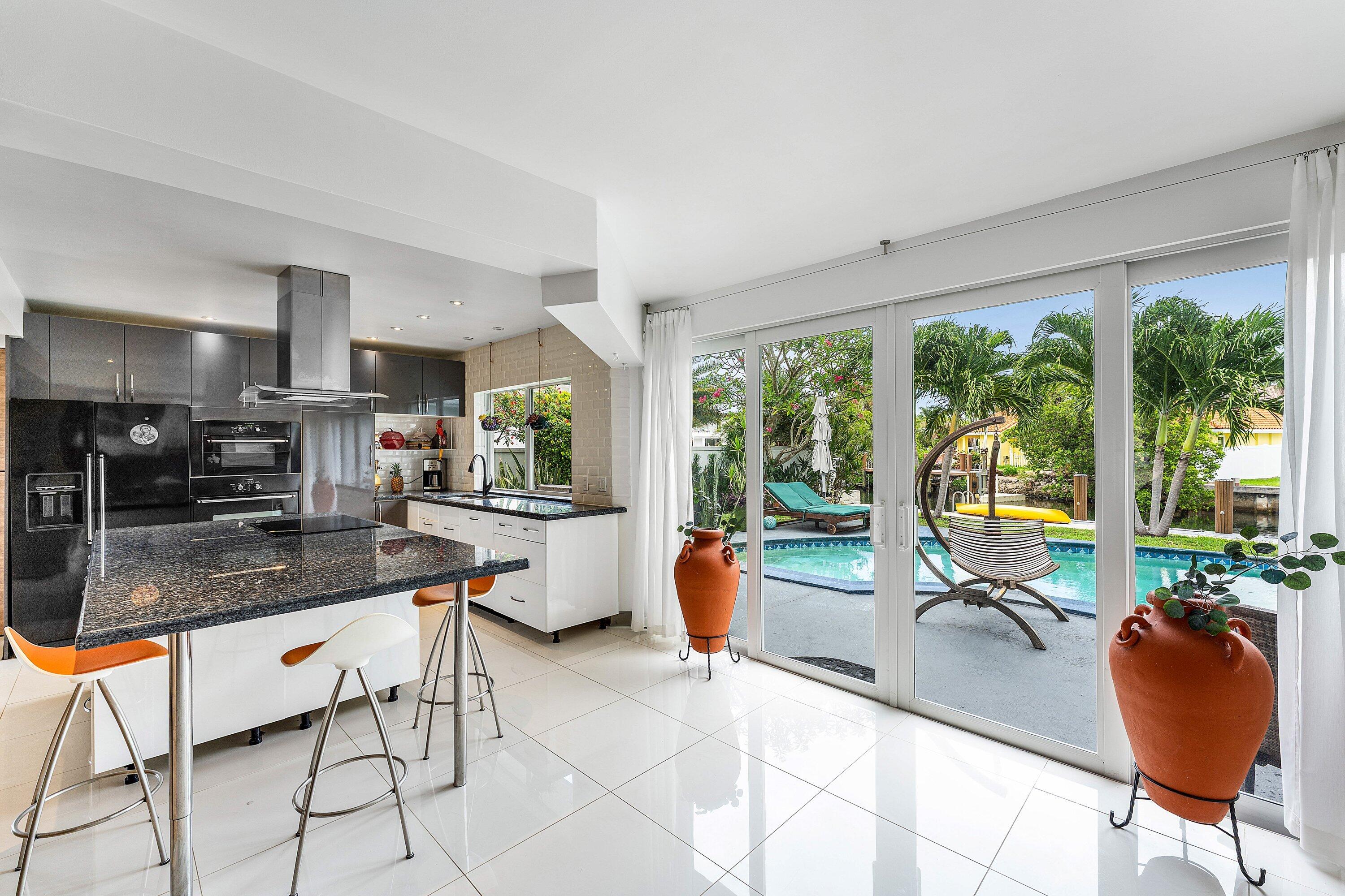 CARIBBEAN KEYS - Residential