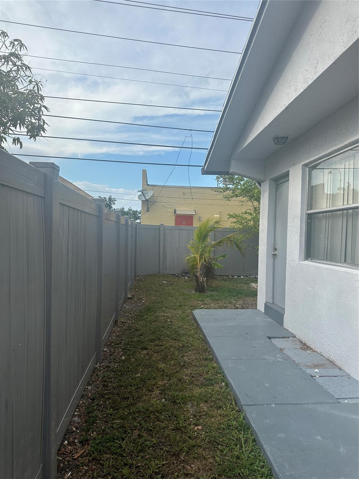 CORAL HEIGHTS - Residential Income
