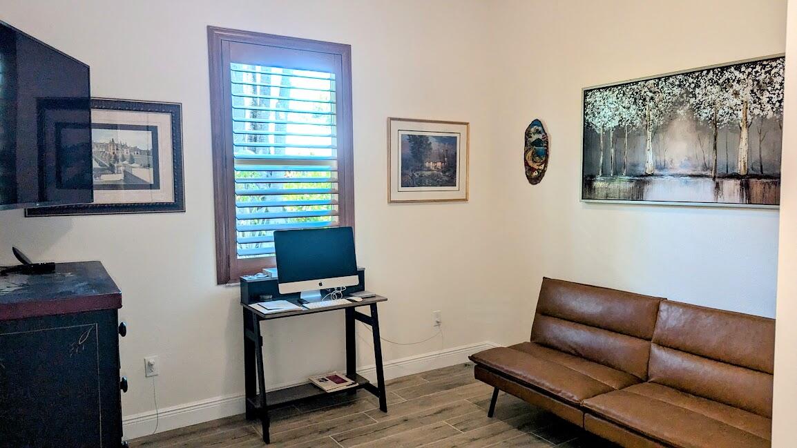 HIDEAWAY ISLES - Residential