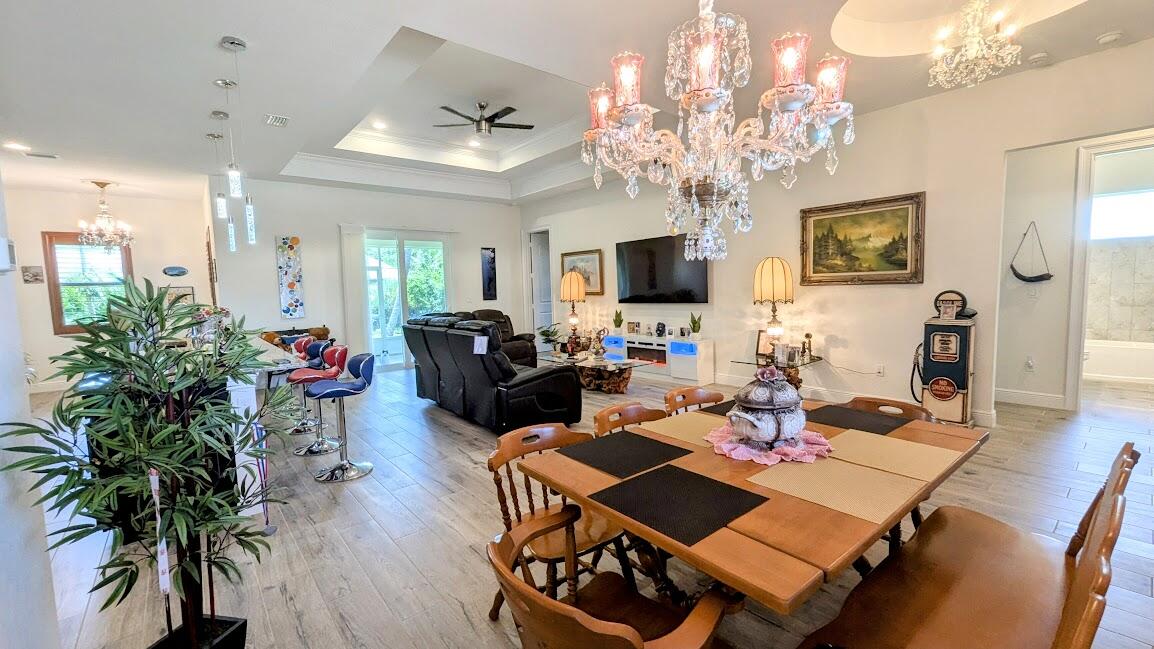 HIDEAWAY ISLES - Residential