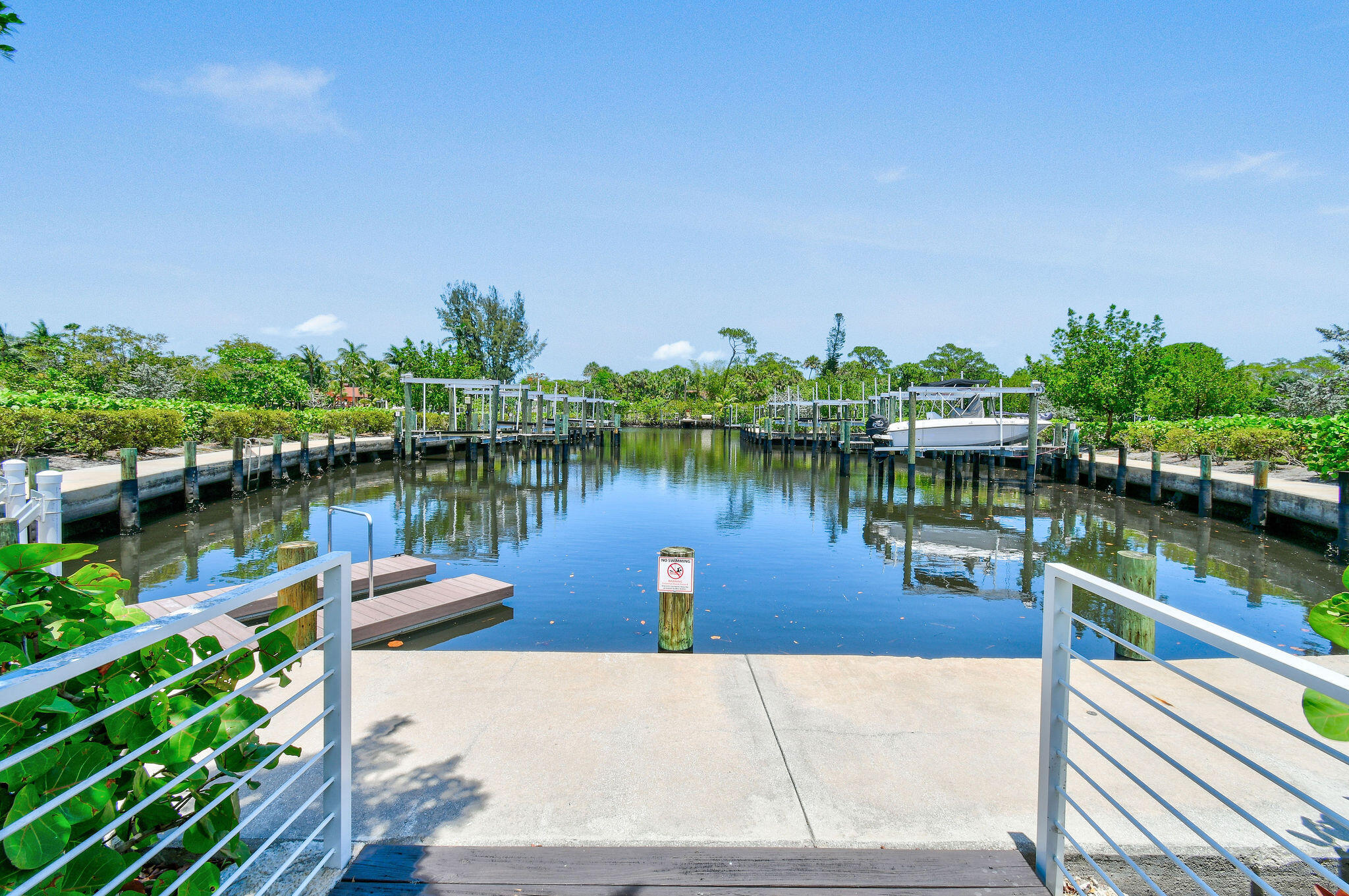 MANATEE ISLES - Residential