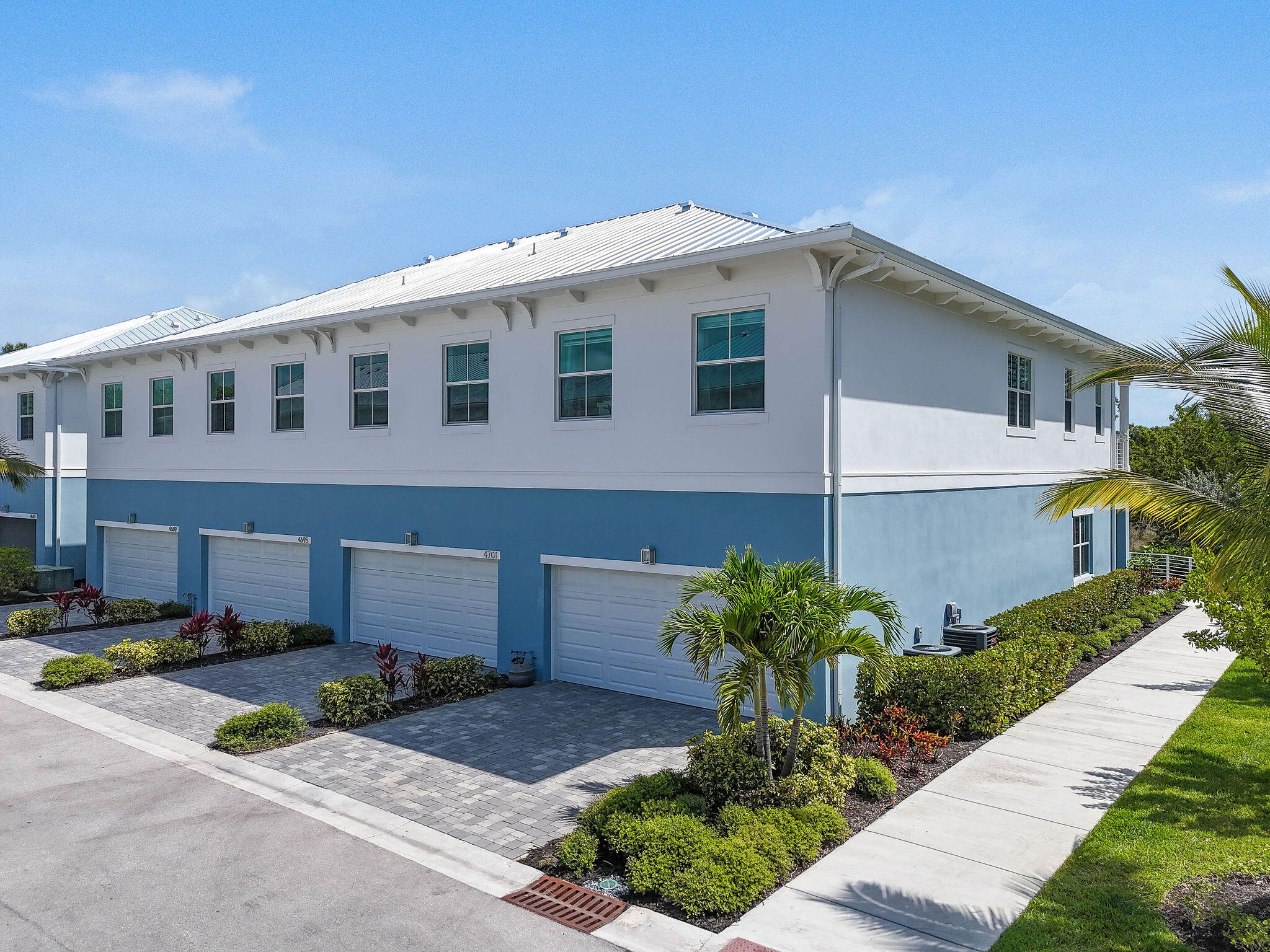 MANATEE ISLES - Residential