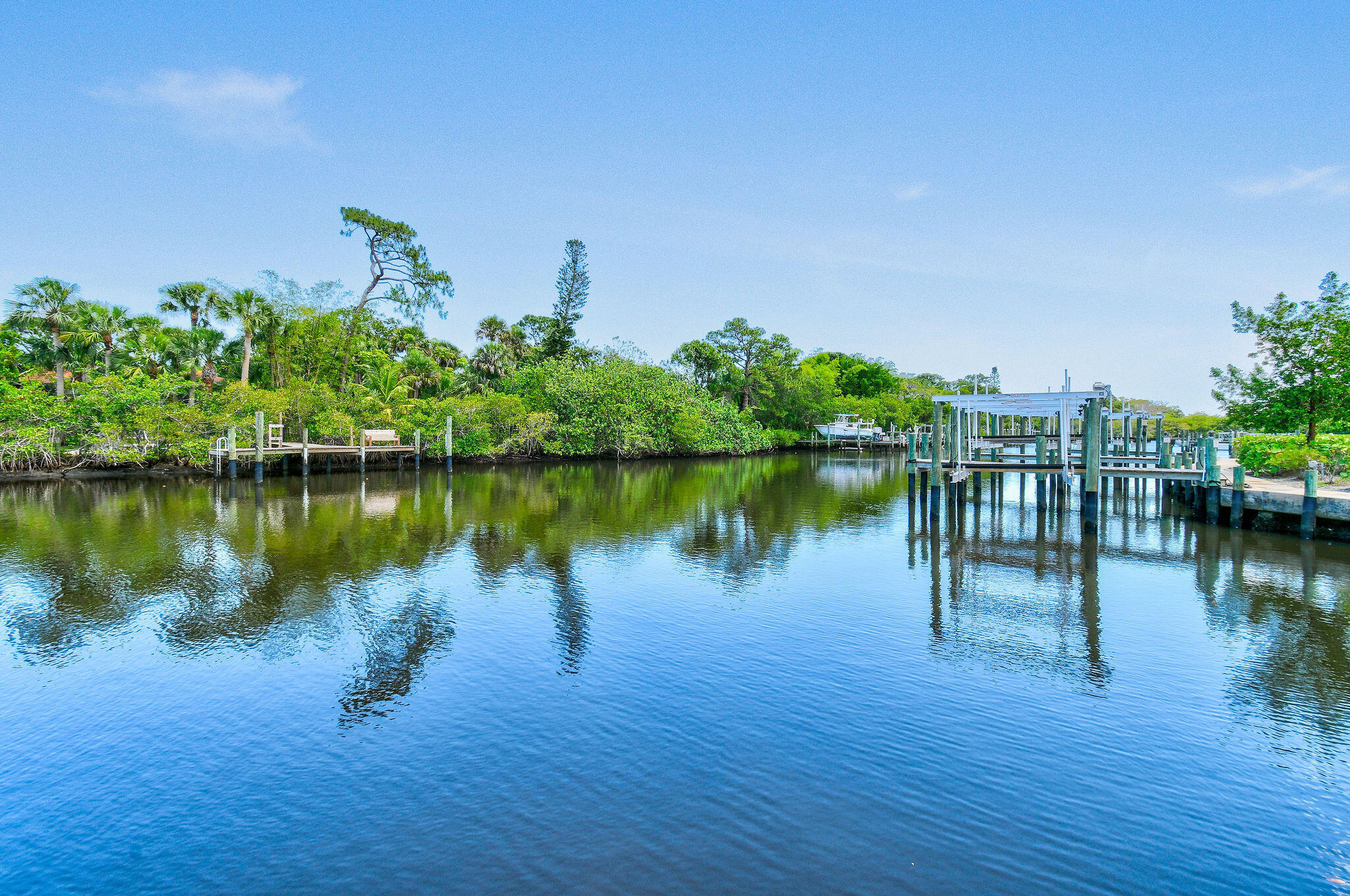 MANATEE ISLES - Residential