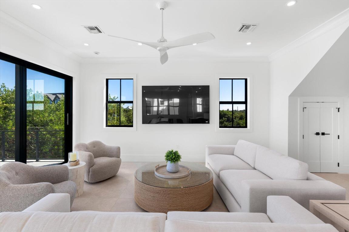SUMMERLAND ESTATES - Residential