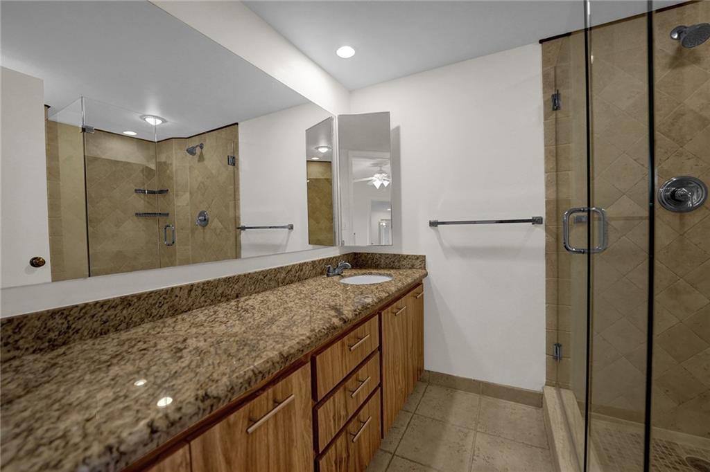 VILLAGE OF SANDALWOOD LKS - Residential