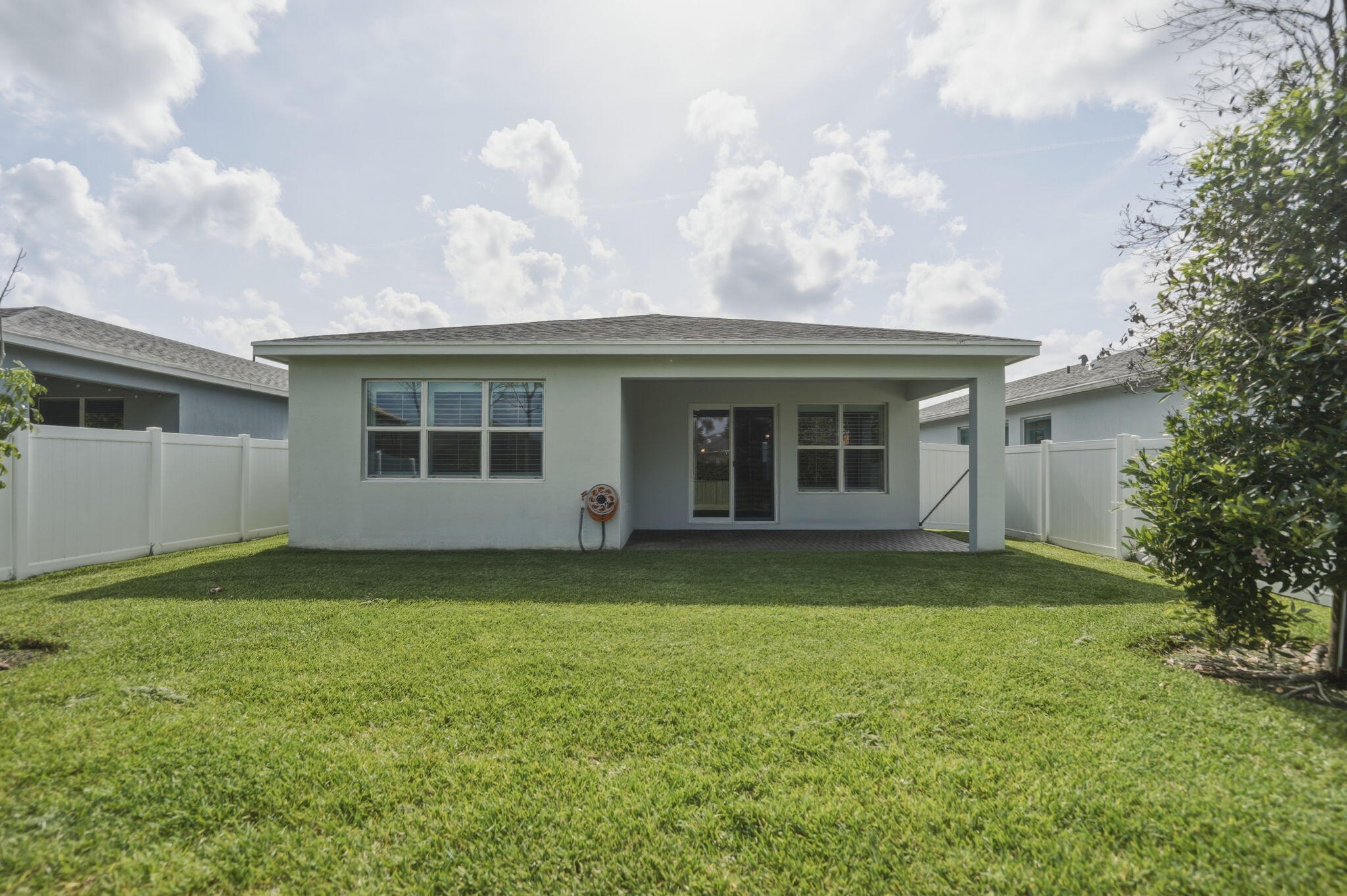 MATTAMY AT SOUTHERN GROVE PLAT 1 REPLAT - Residential