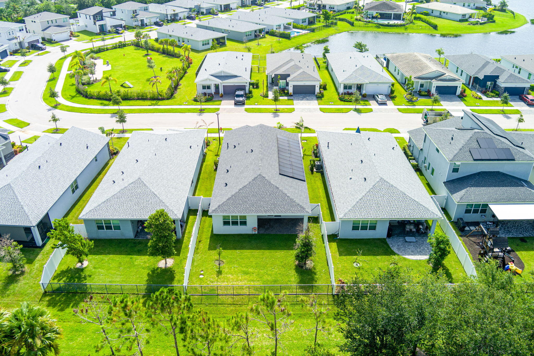 MATTAMY AT SOUTHERN GROVE PLAT 1 REPLAT - Residential