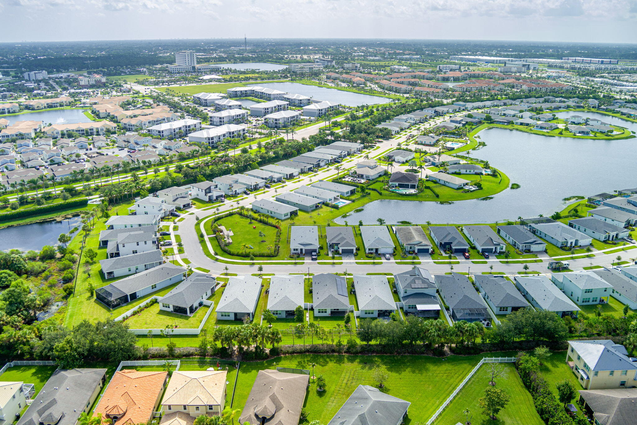 MATTAMY AT SOUTHERN GROVE PLAT 1 REPLAT - Residential