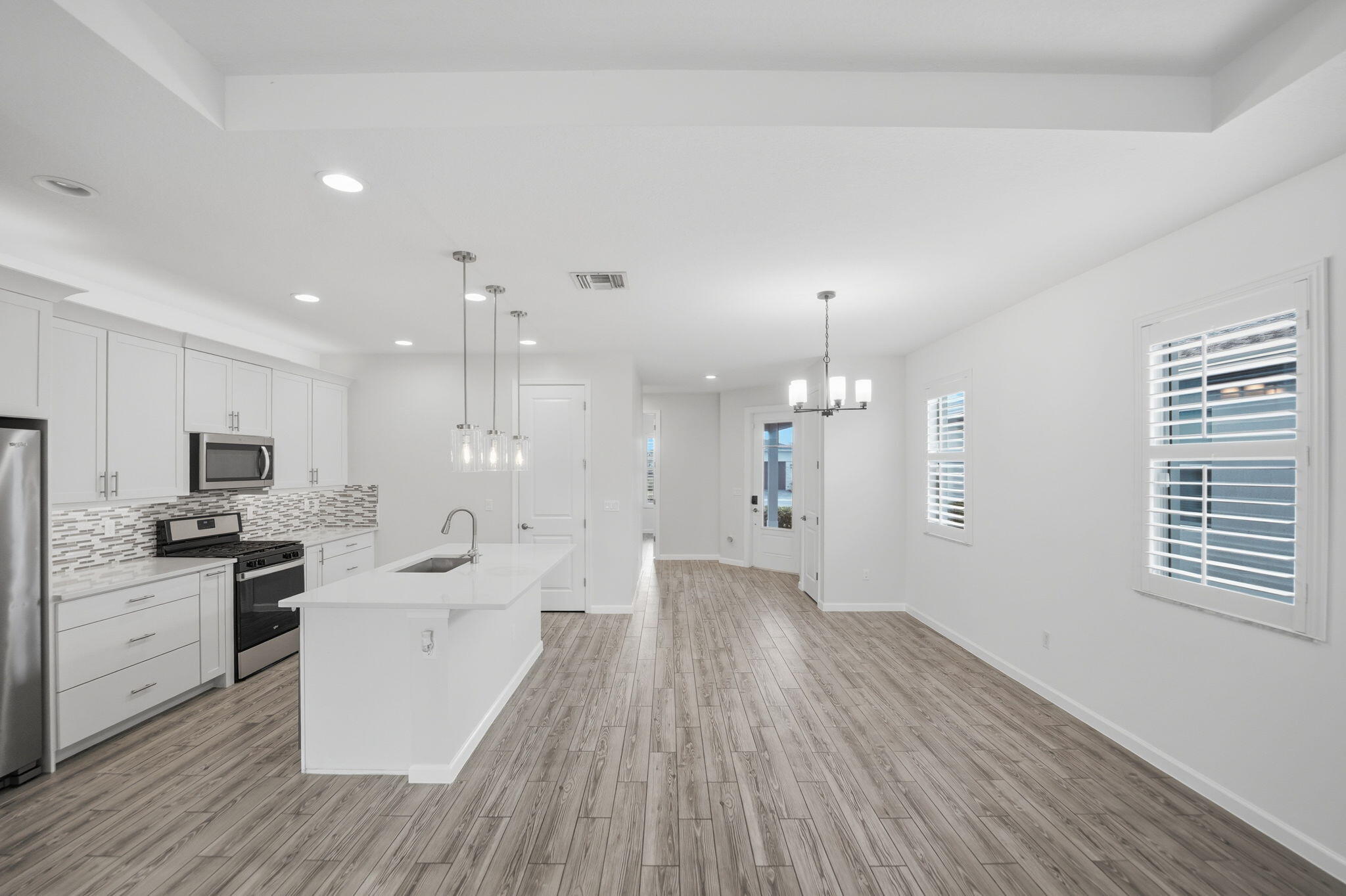 MATTAMY AT SOUTHERN GROVE PLAT 1 REPLAT - Residential