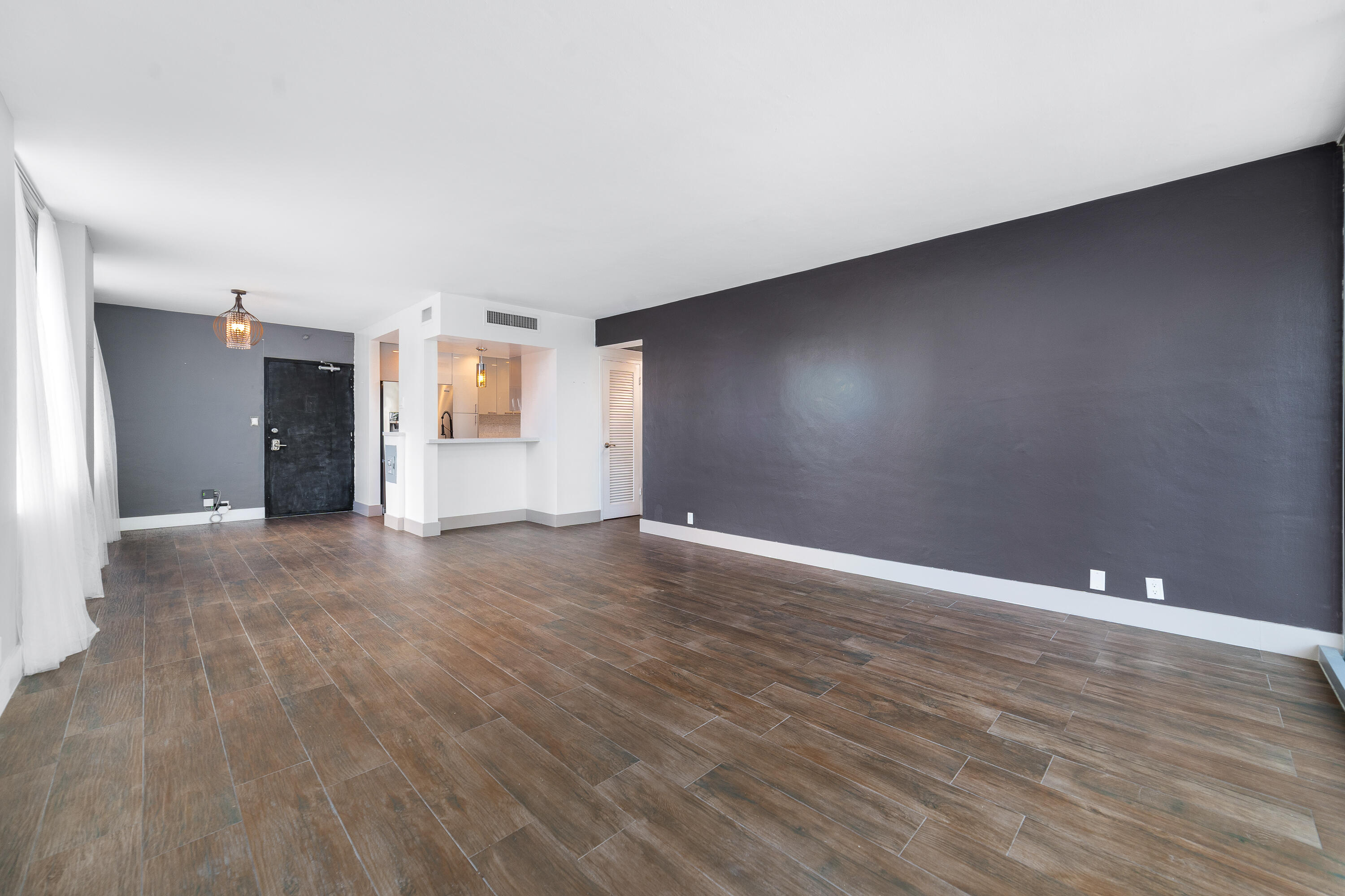 MIRADOR 1200 CONDO - Residential