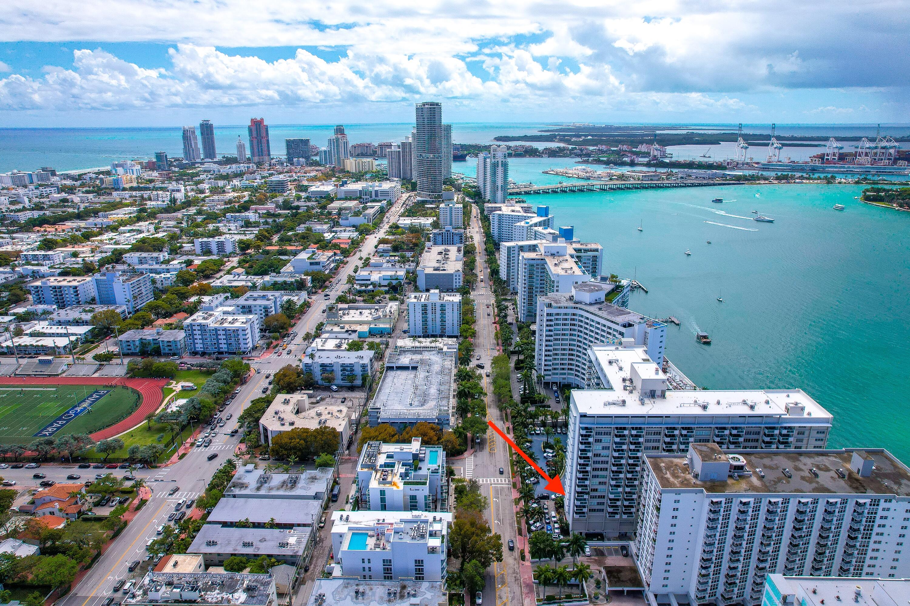 MIRADOR 1200 CONDO - Residential