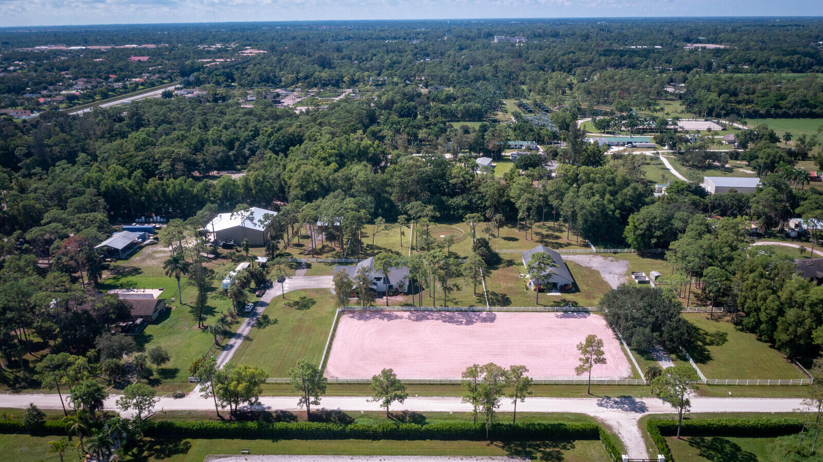 LOXAHATCHEE GROVES - Residential Lease