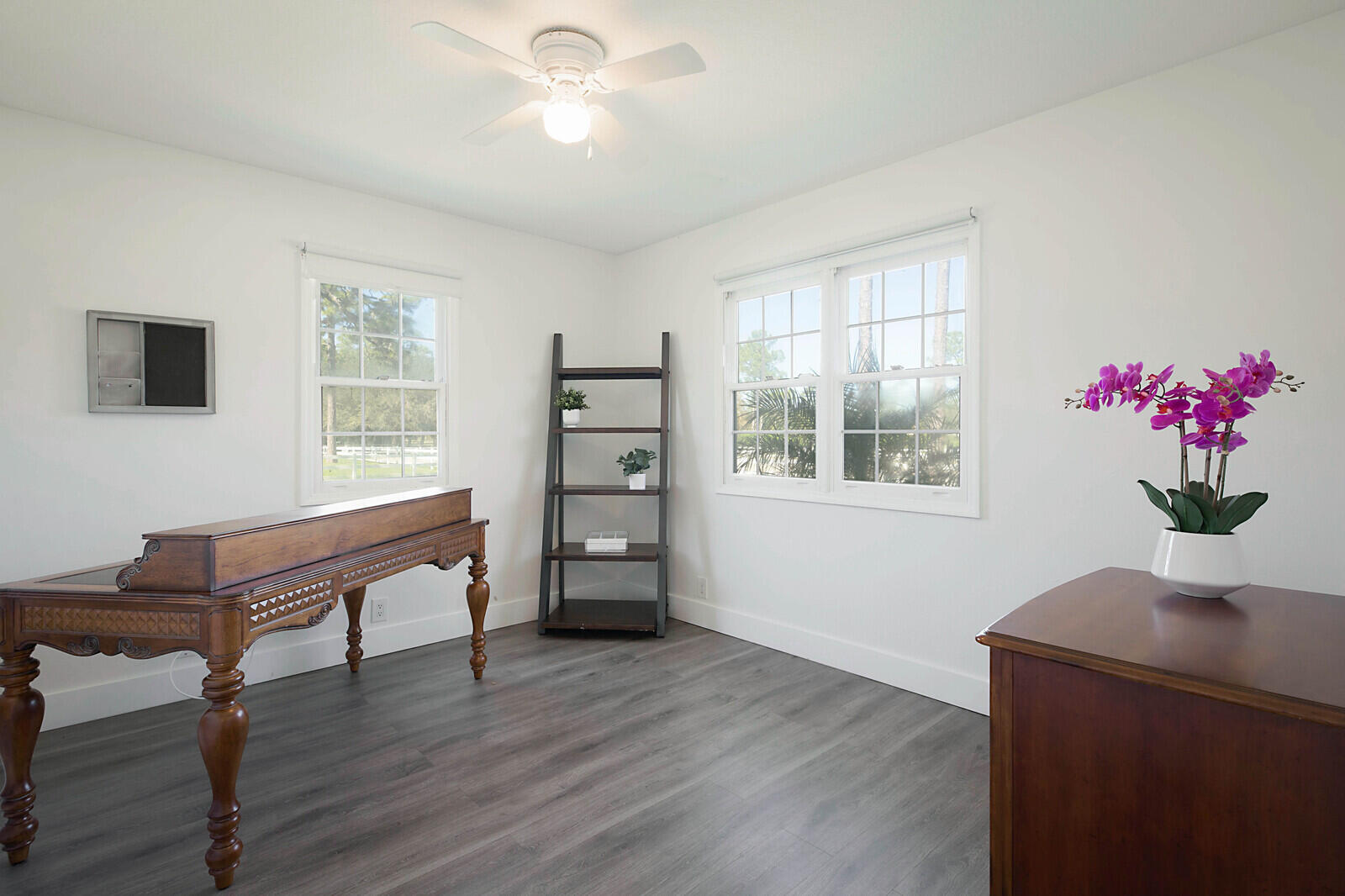 LOXAHATCHEE GROVES - Residential Lease