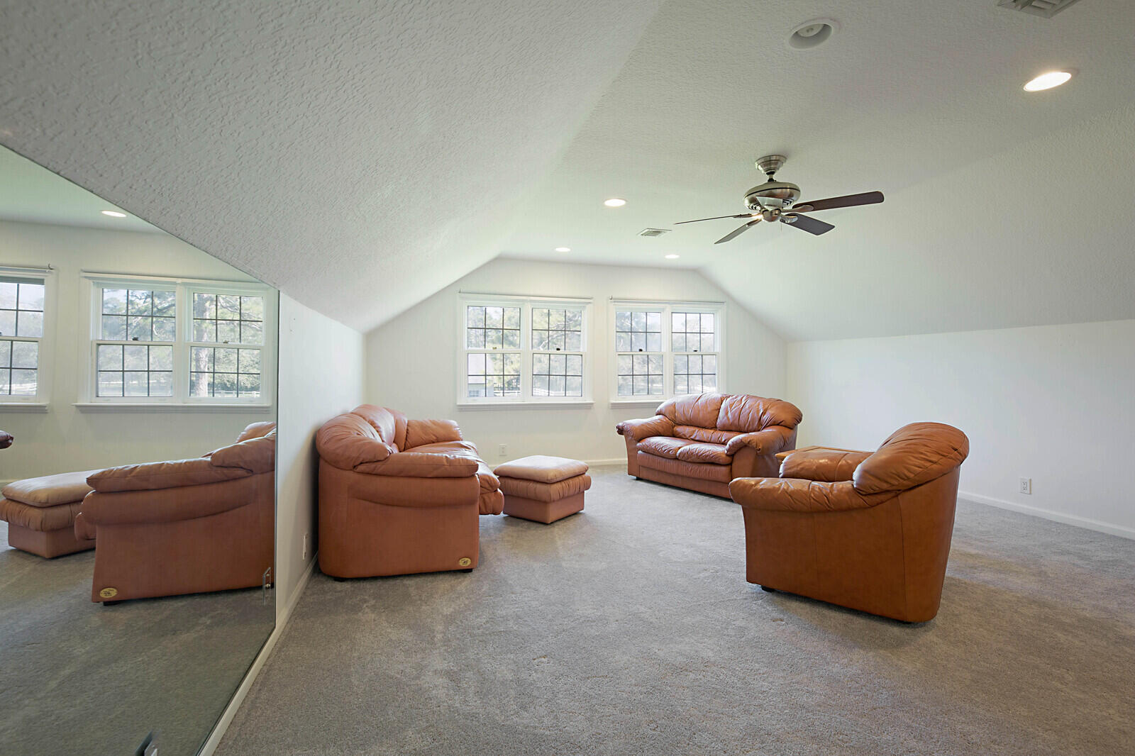 LOXAHATCHEE GROVES - Residential Lease