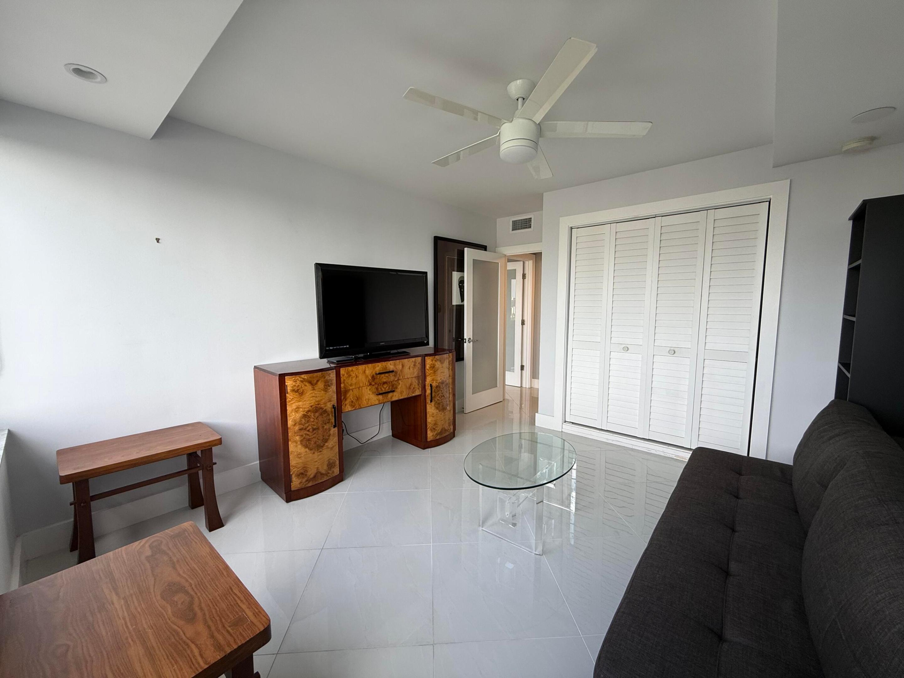 CORAL RIDGE TOWERS CO-OP - Residential