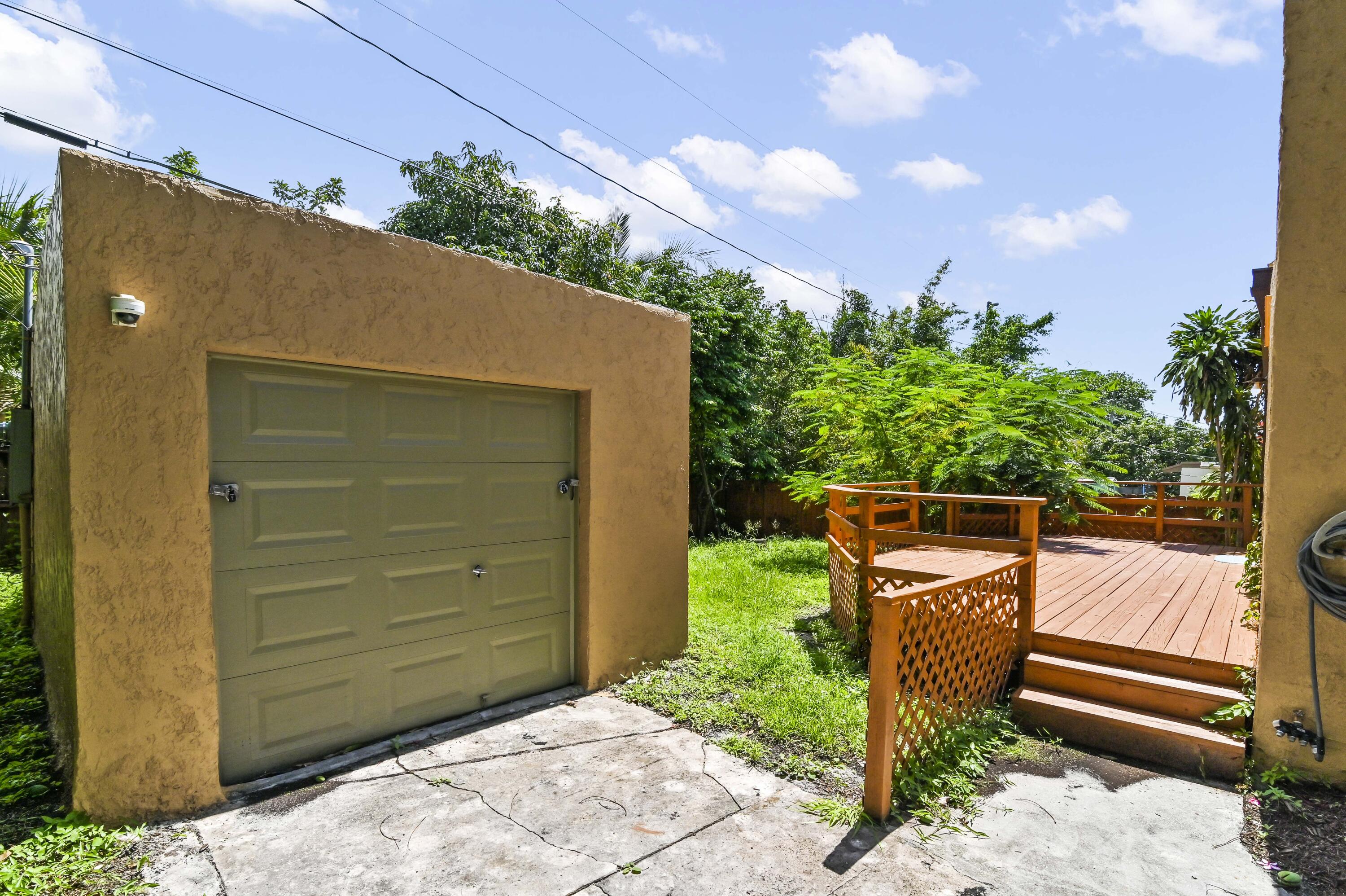 NORTHWOOD - Residential