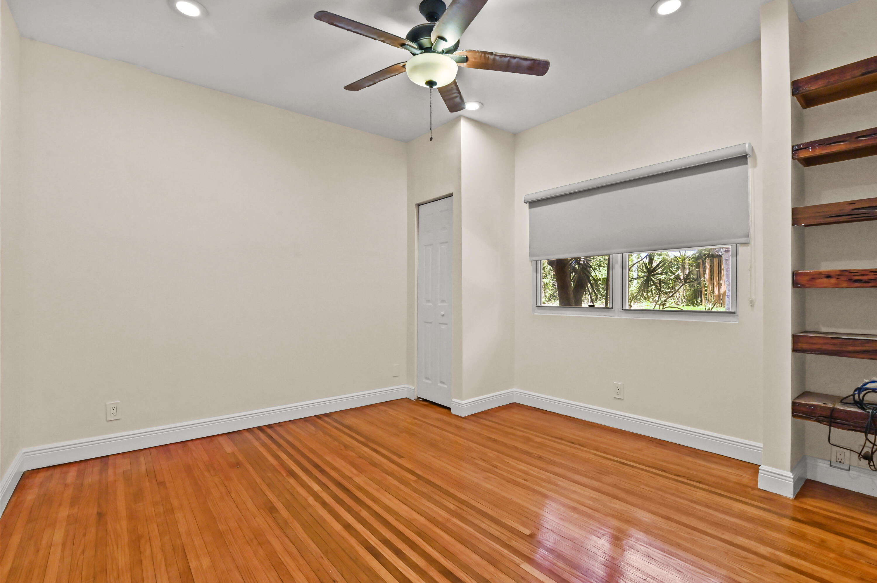 NORTHWOOD - Residential