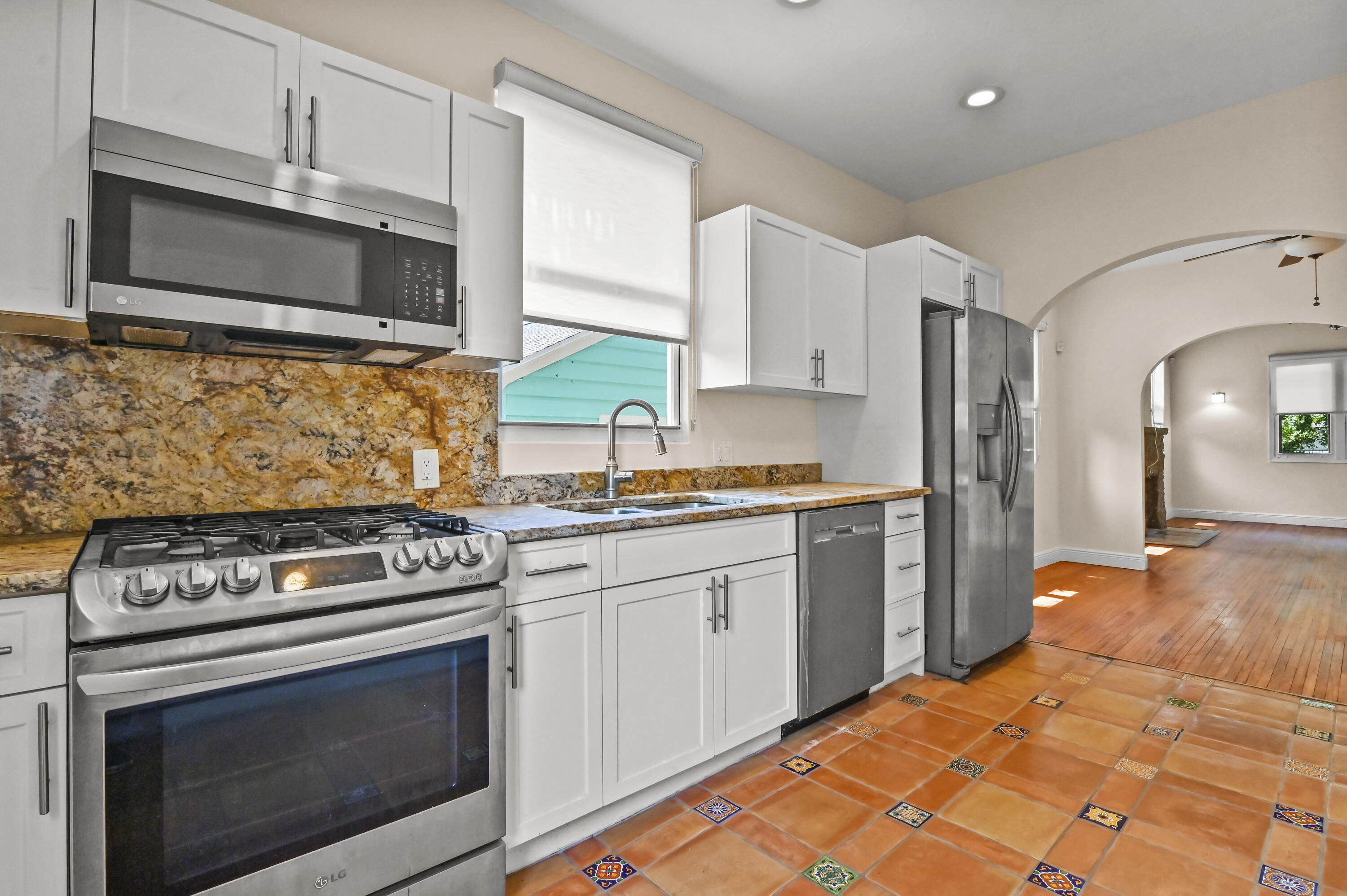 NORTHWOOD - Residential