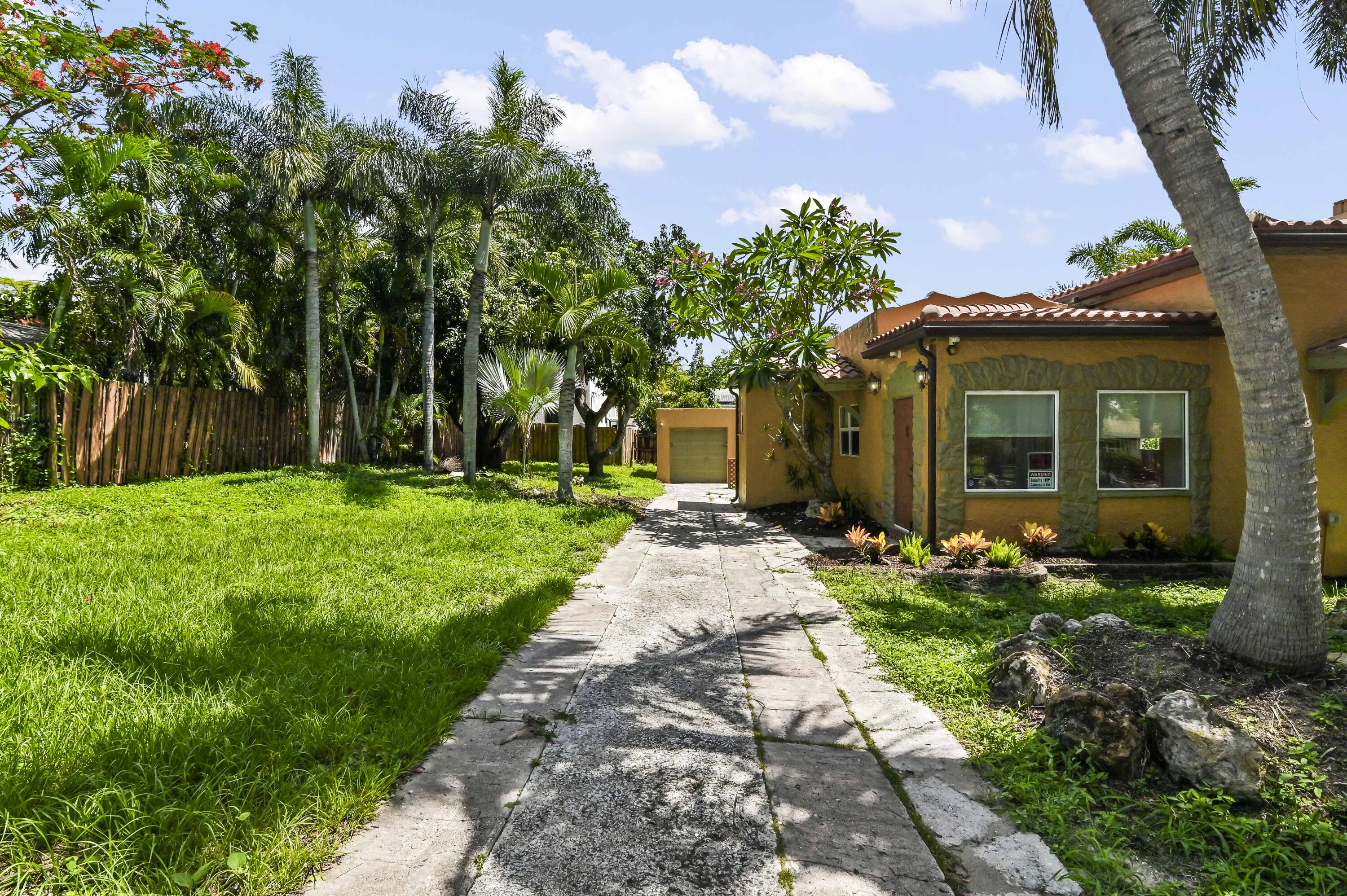NORTHWOOD - Residential