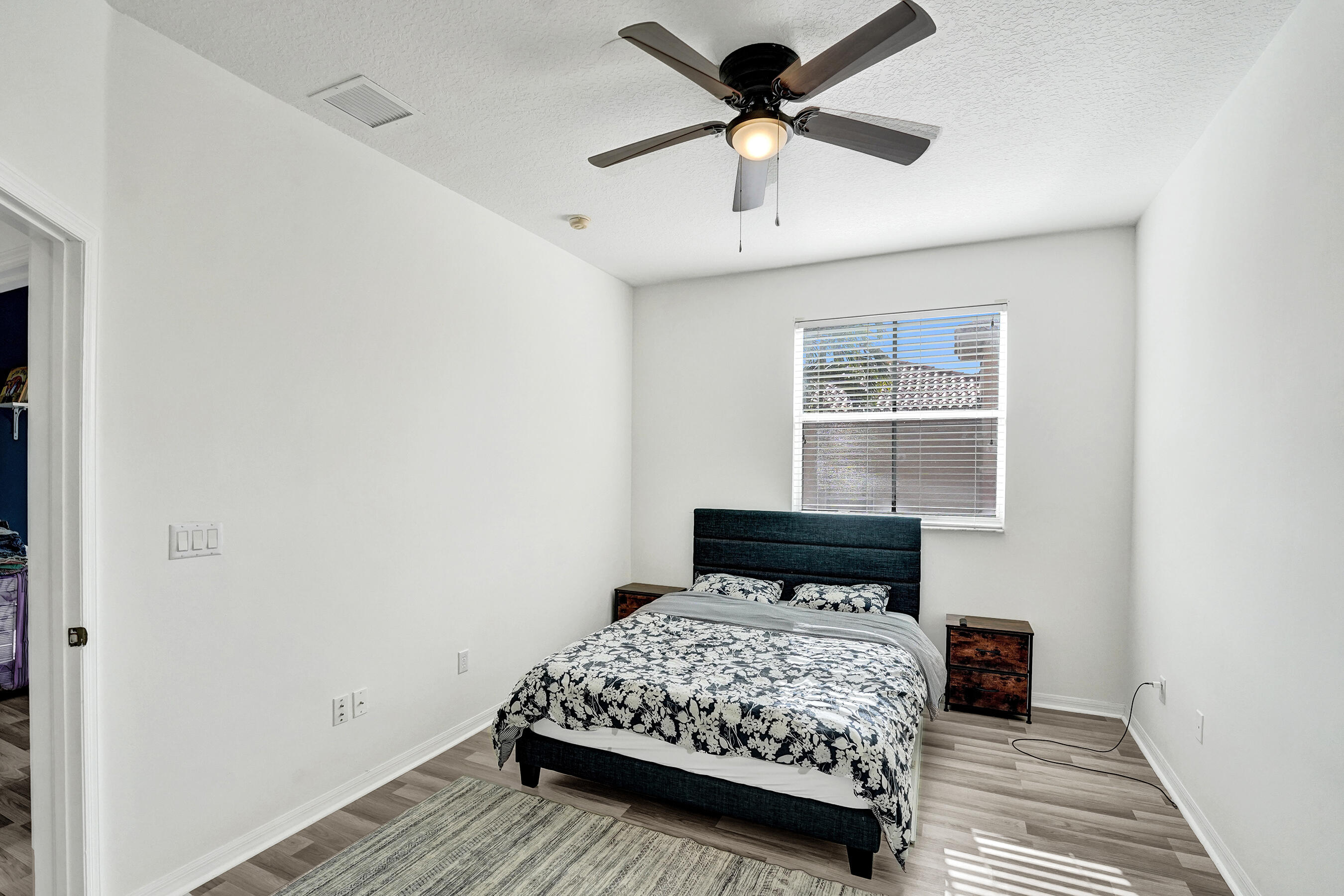 VILLAS AT HARBOR ISLES CONDO - Residential