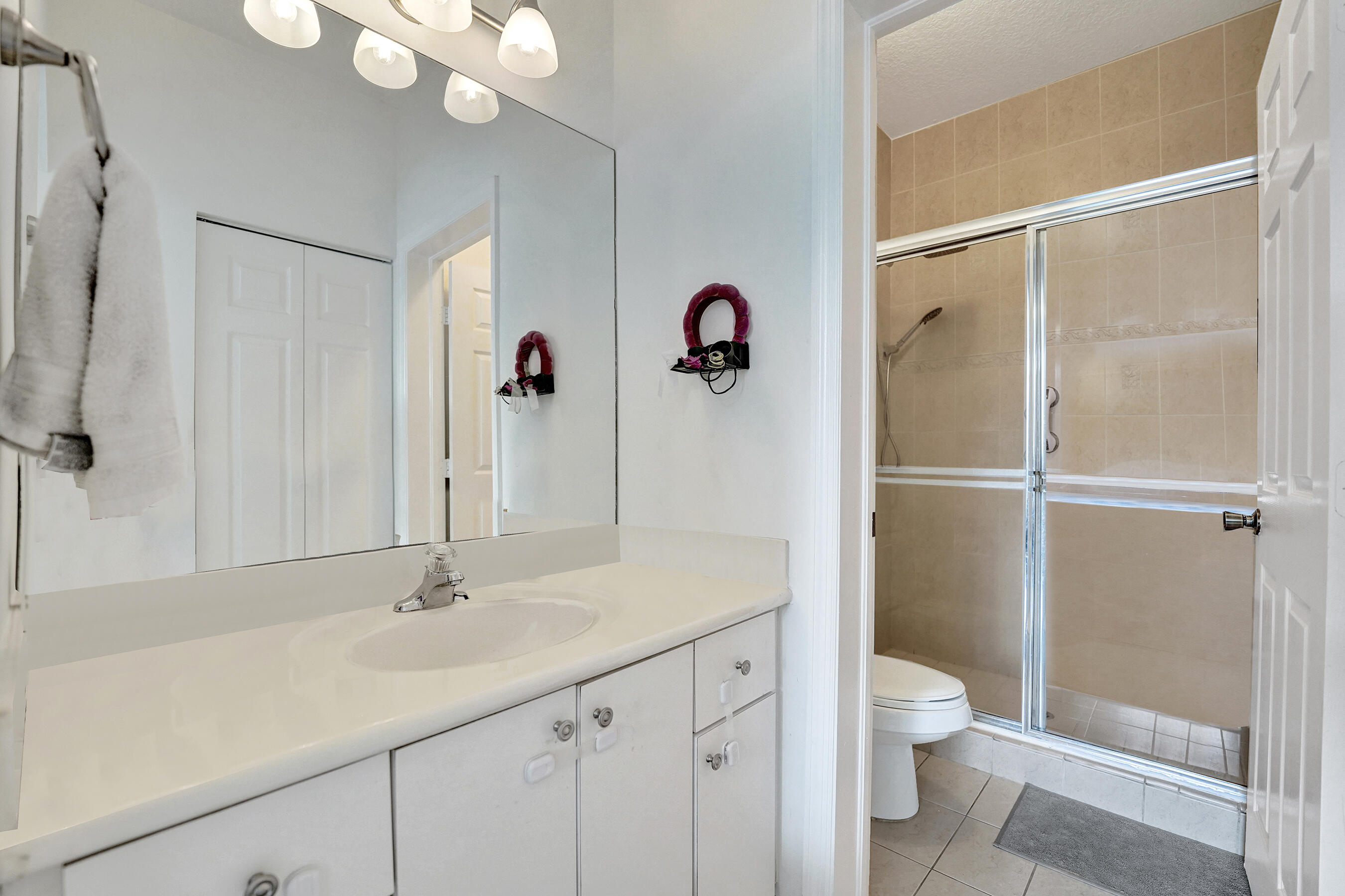 VILLAS AT HARBOR ISLES CONDO - Residential