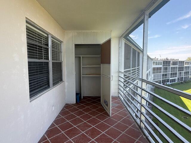 EXETER AT CENTURY VILLAGE CONDO - Residential Lease