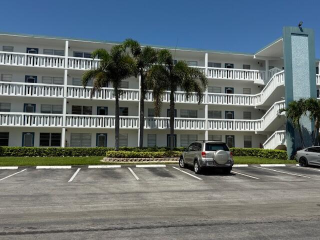 EXETER AT CENTURY VILLAGE CONDO - Residential Lease