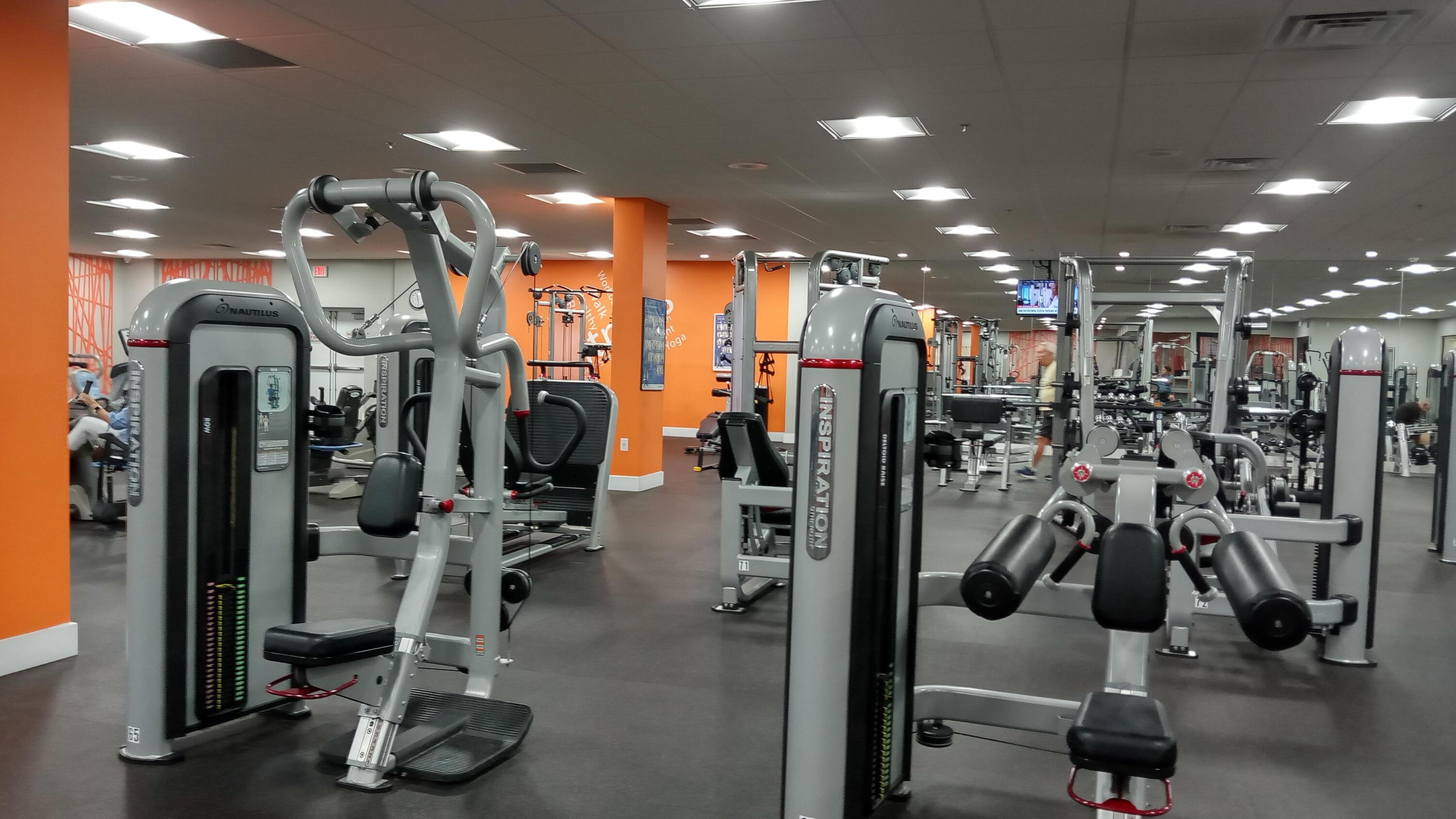EXETER AT CENTURY VILLAGE CONDO - Residential Lease