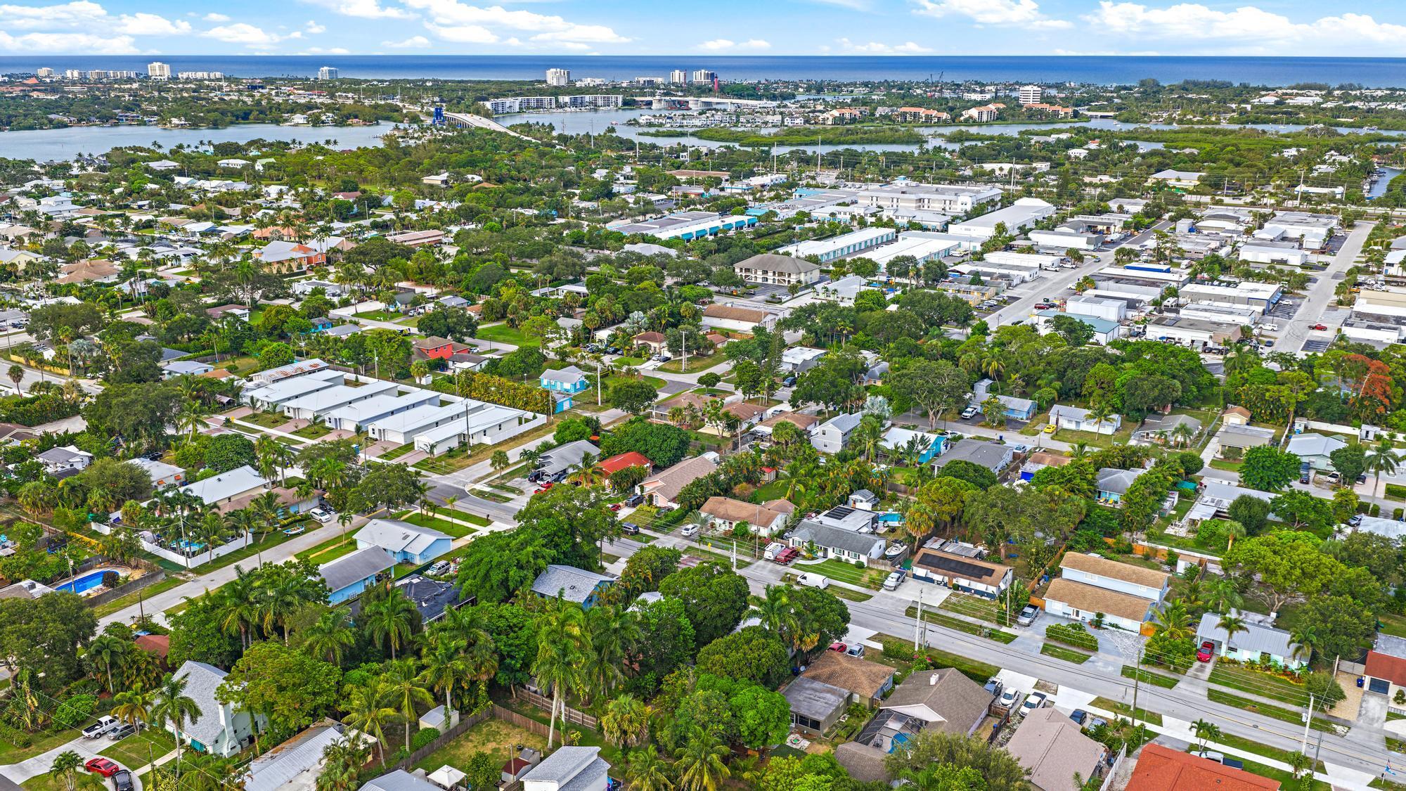 PINE GARDENS - Residential