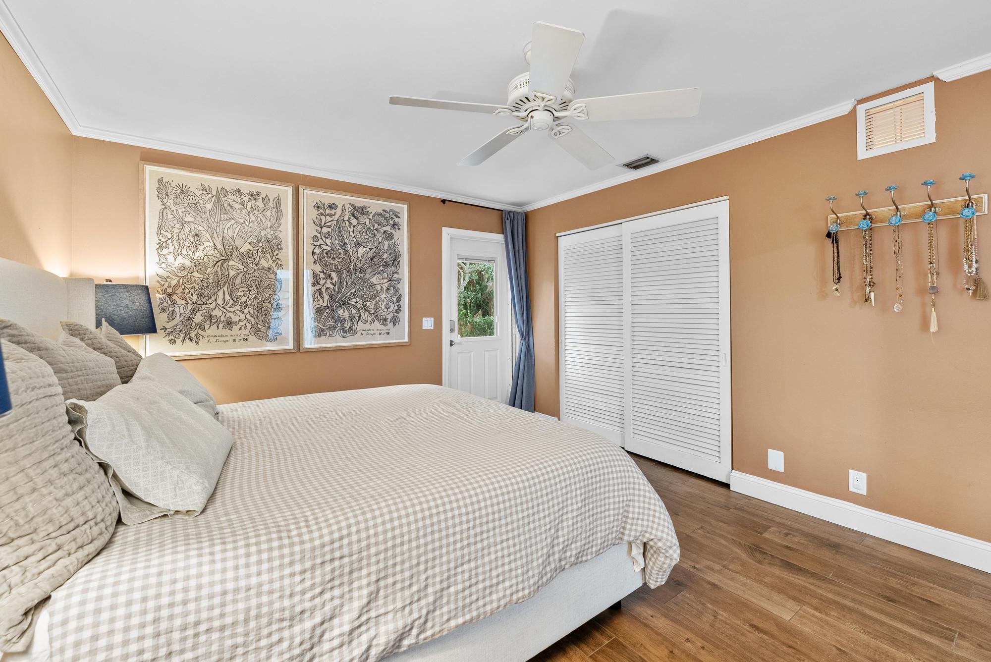 PINE GARDENS - Residential