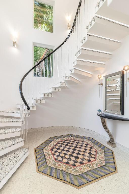 EL ENCANTO 2 - Residential