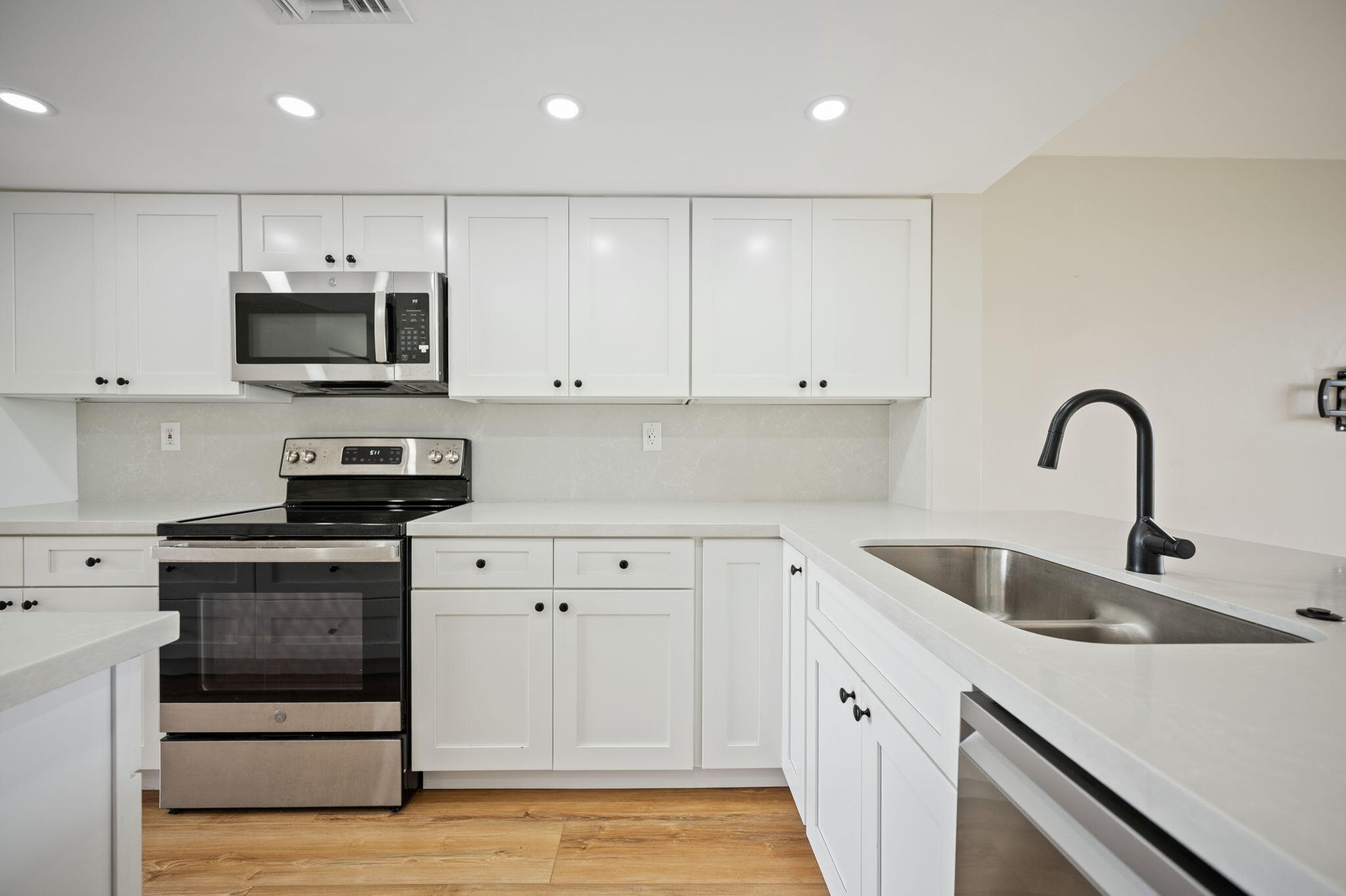 HARVEST SECTION FOUR CONDO - Residential Lease
