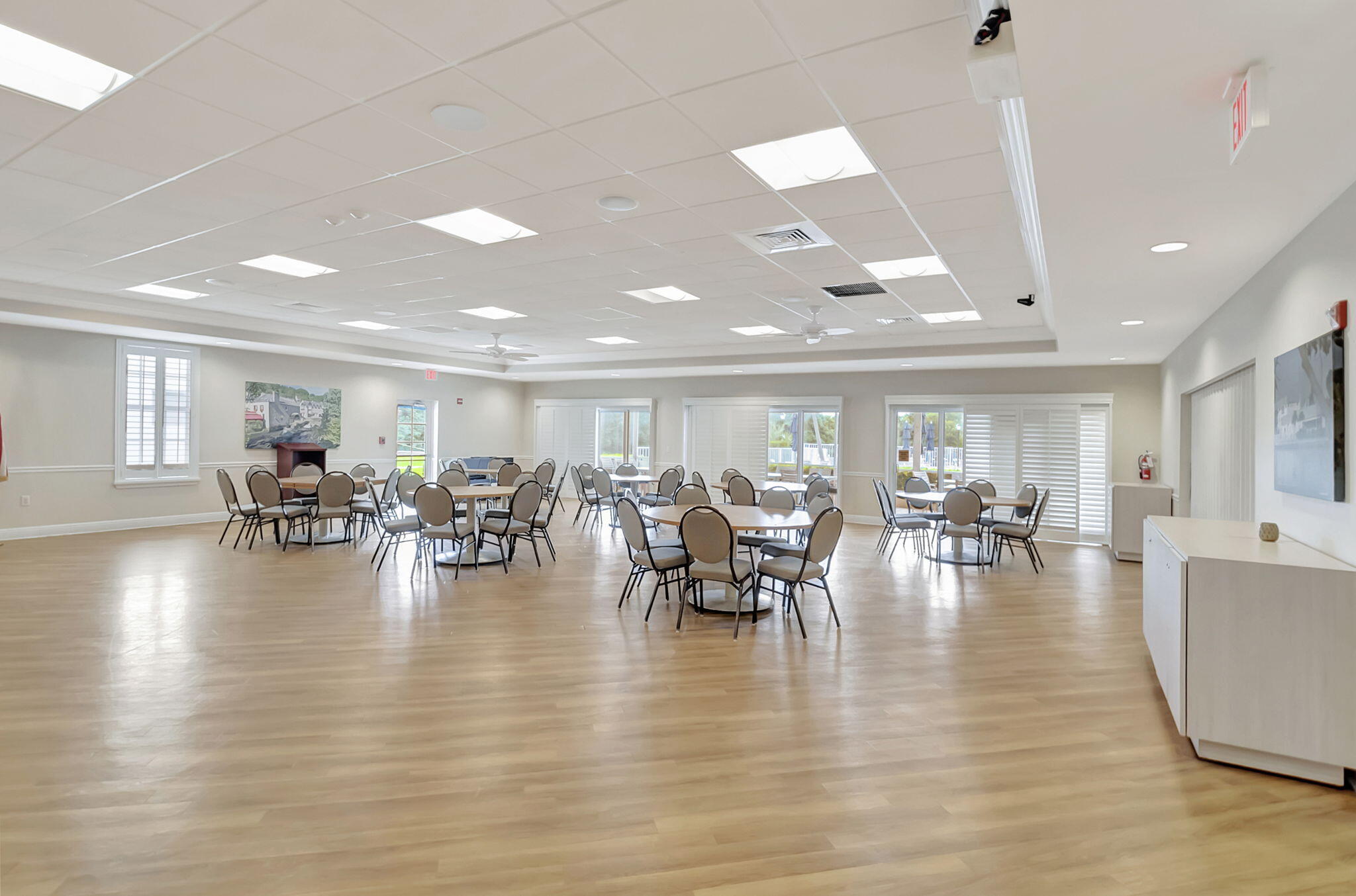 COLONIAL CLUB CONDO SEC 1 - Residential Lease
