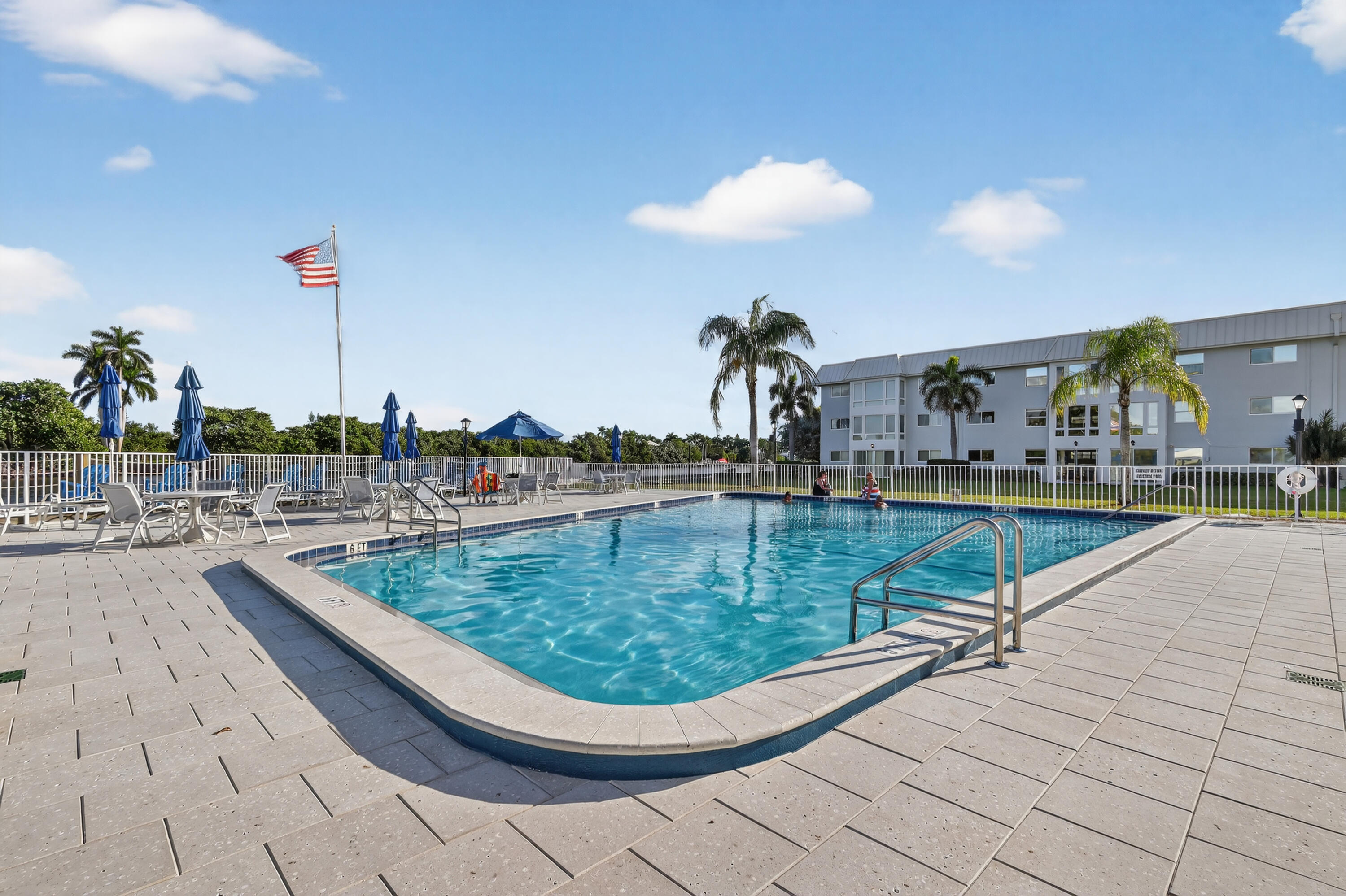 COLONIAL CLUB CONDO SEC 1 - Residential Lease